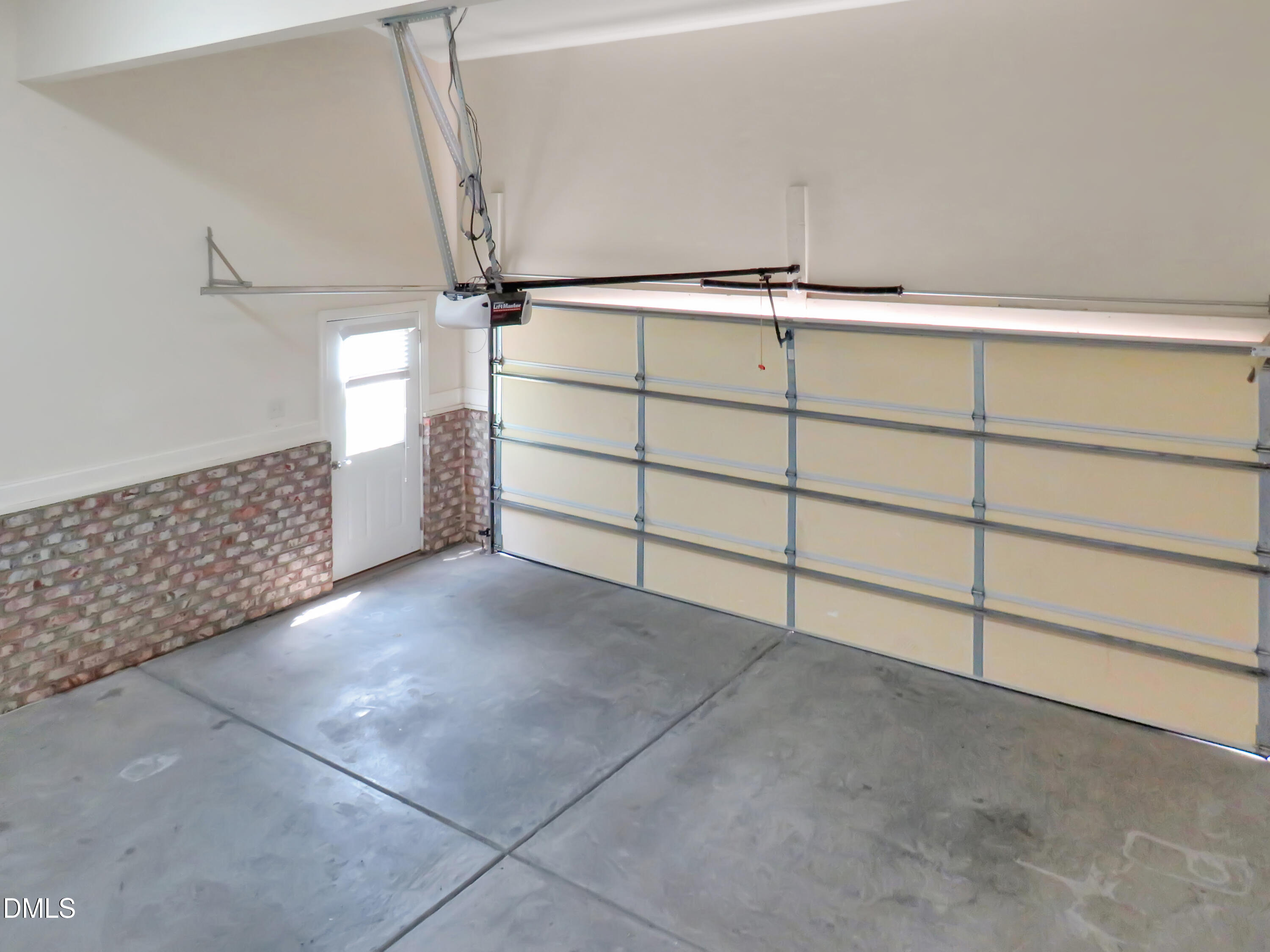 1605 Green Oaks Parkway Property Photo 39