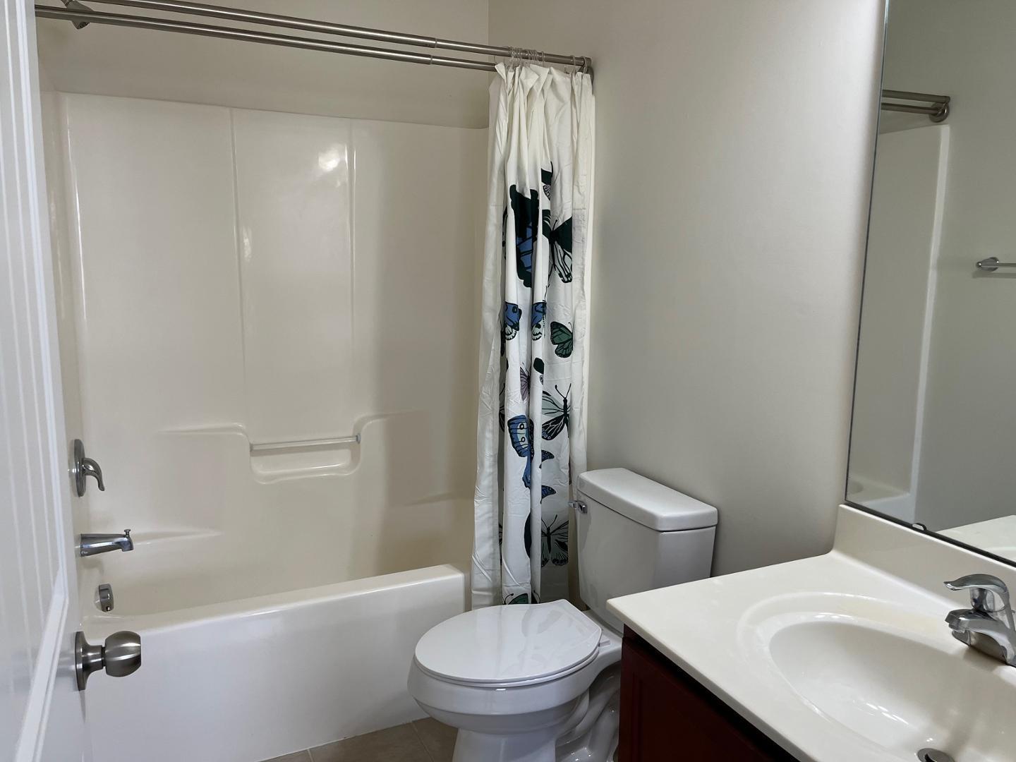 4476 Middletown Drive Property Photo 7