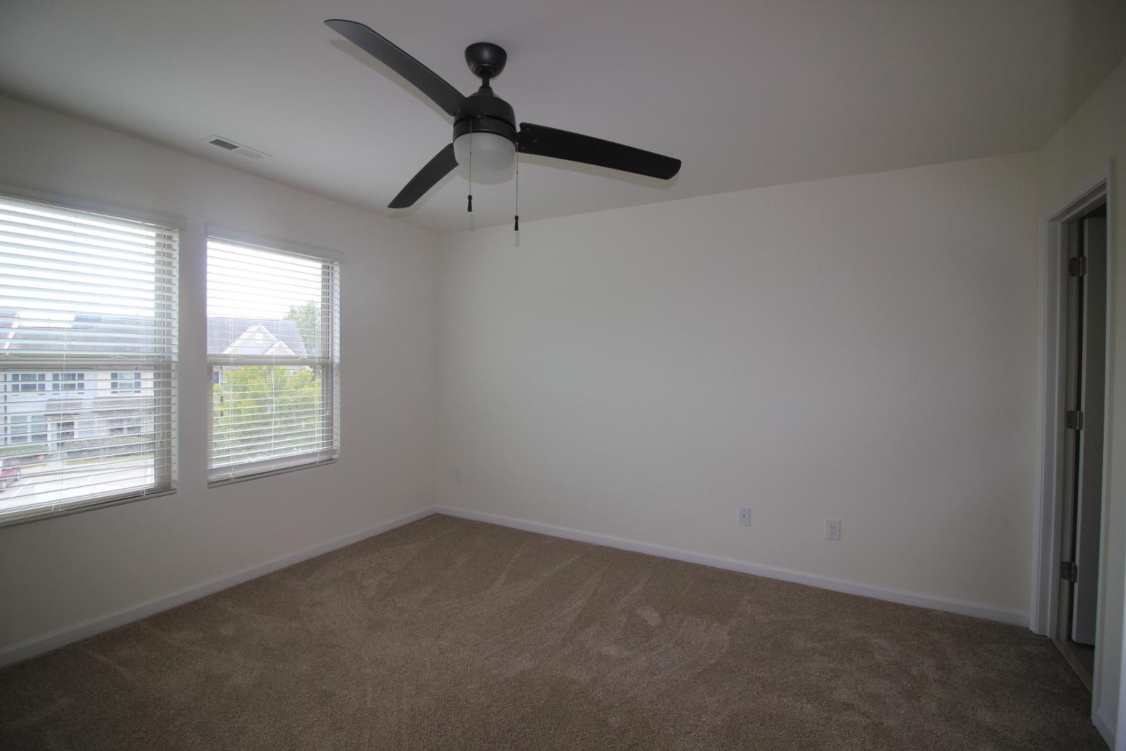 4476 Middletown Drive Property Photo 8