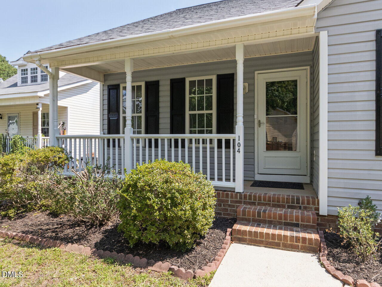 104 Cliffdale Road Property Photo 3