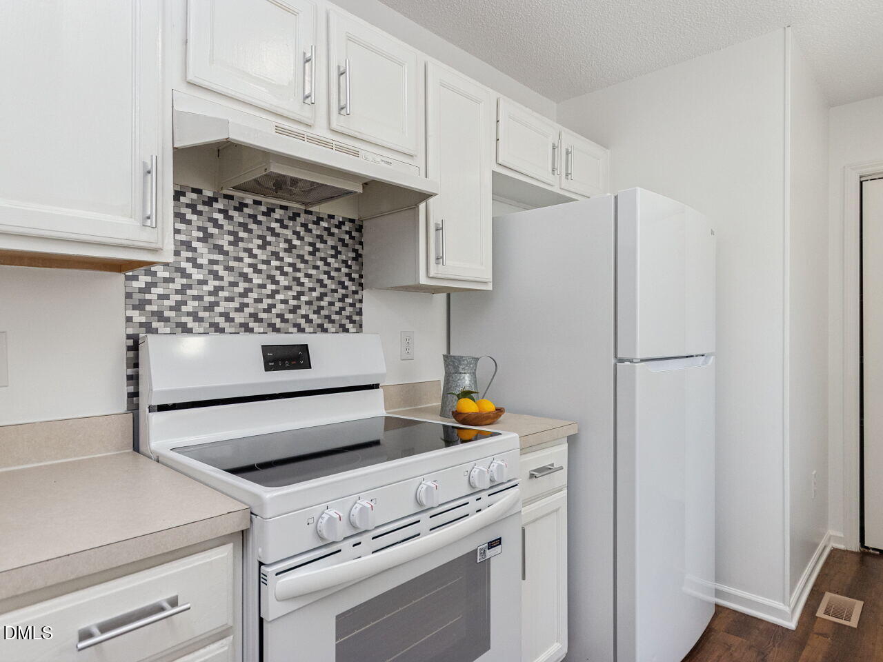 104 Cliffdale Road Property Photo 10