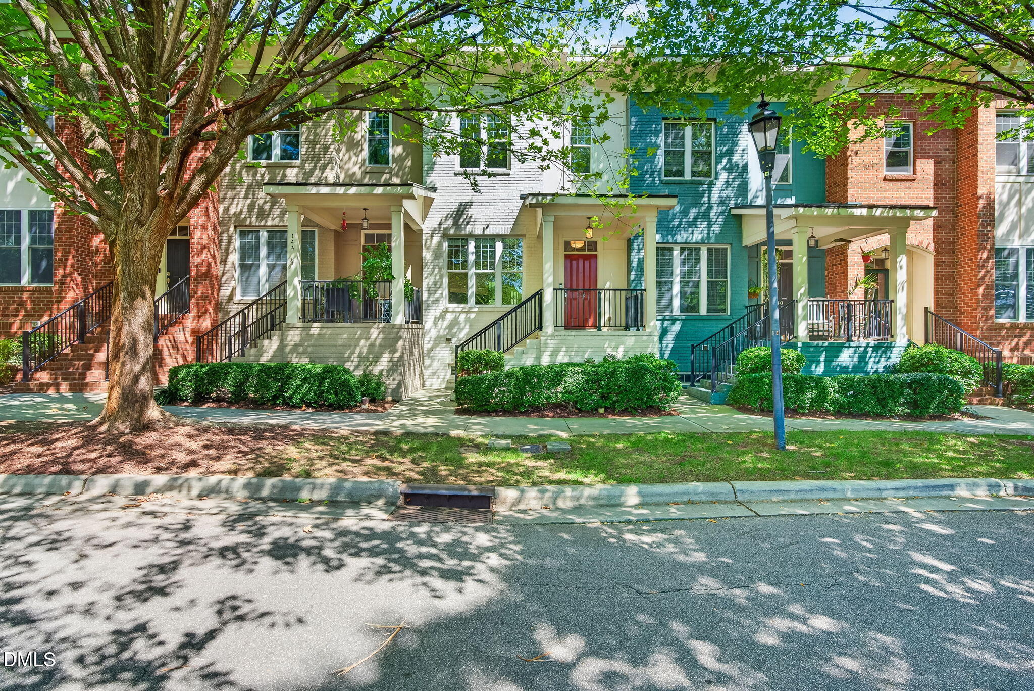 142 Finsbury Street Property Photo 1