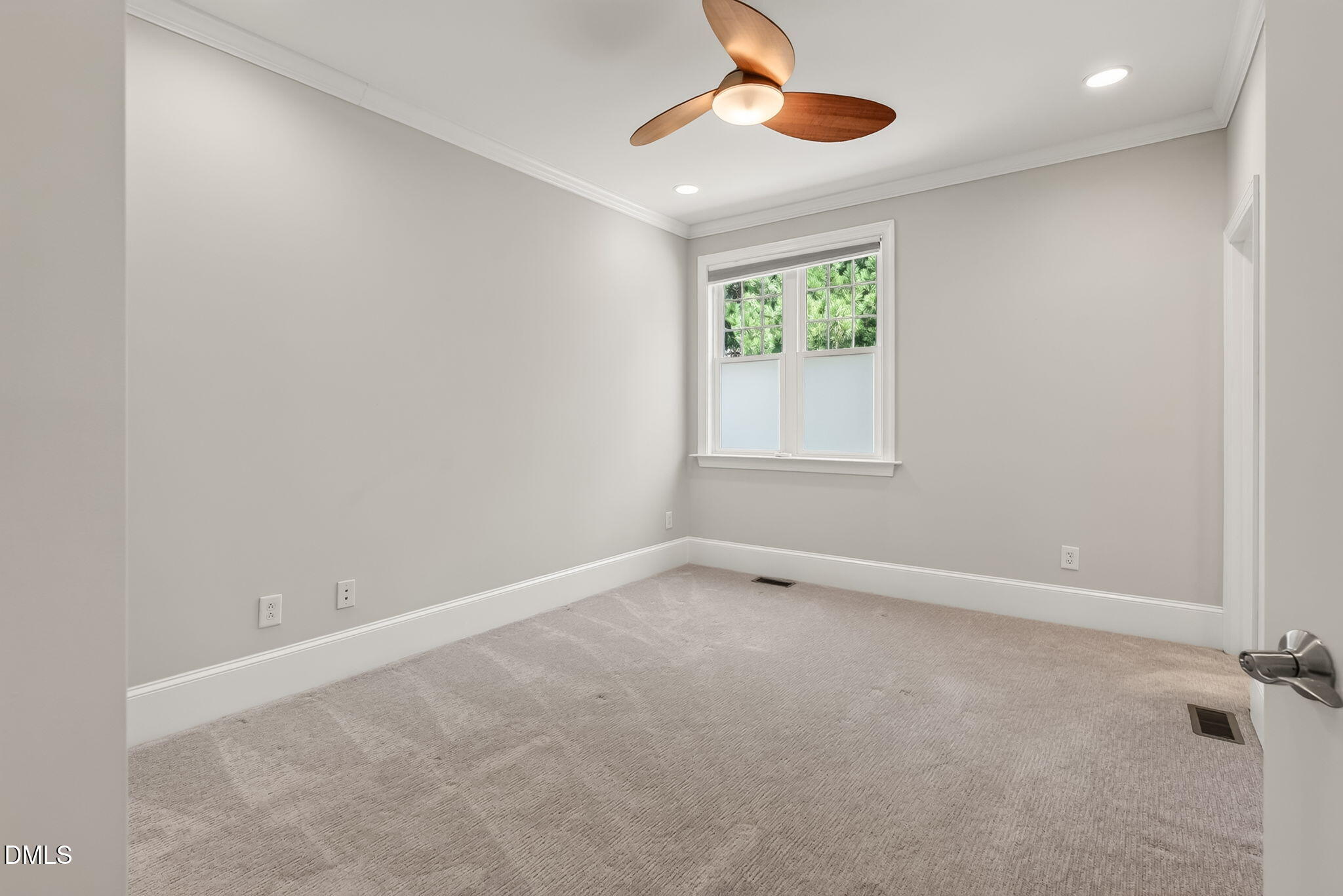 142 Finsbury Street Property Photo 25