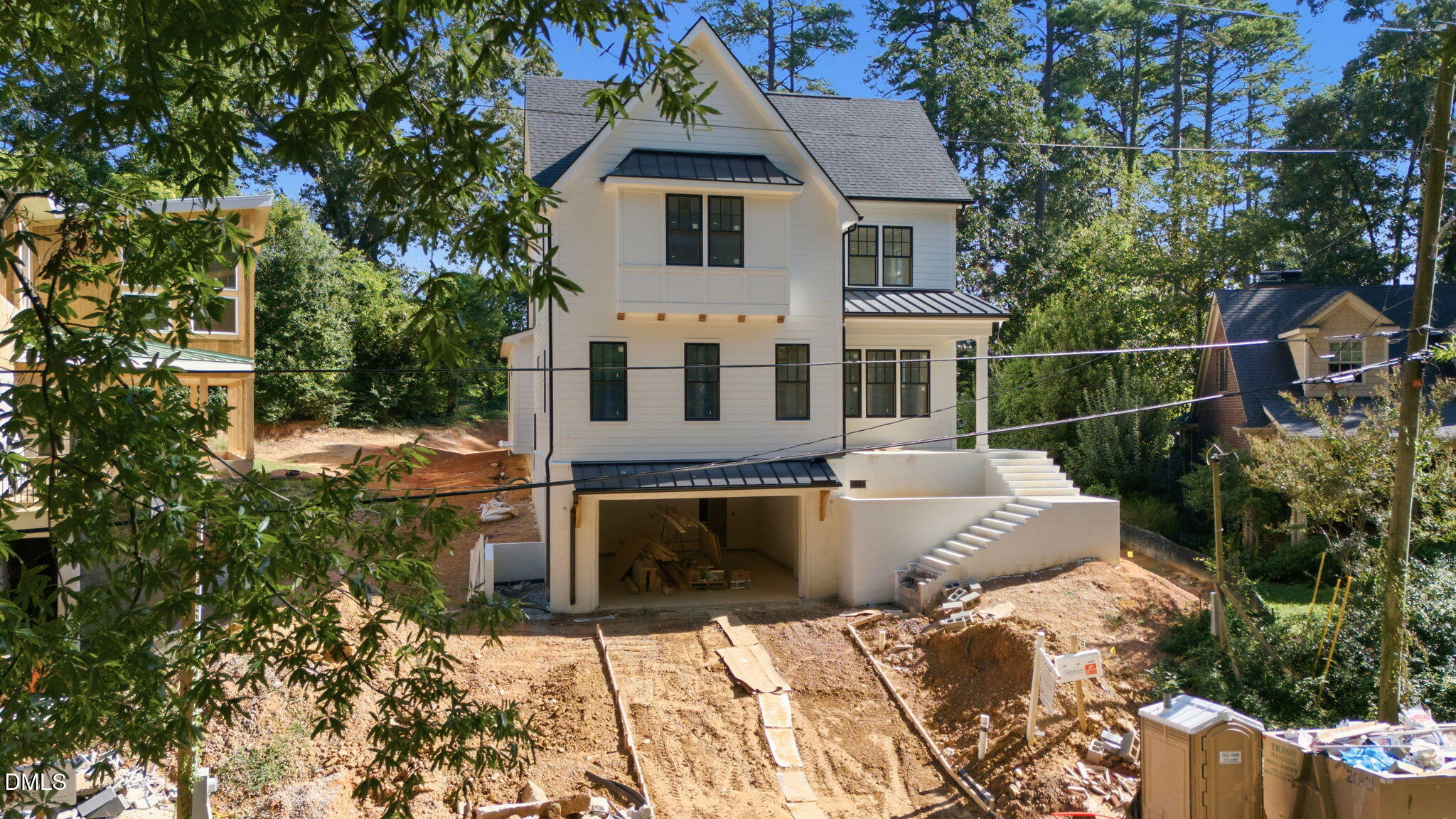 2702 N Mayview Road Property Photo 1