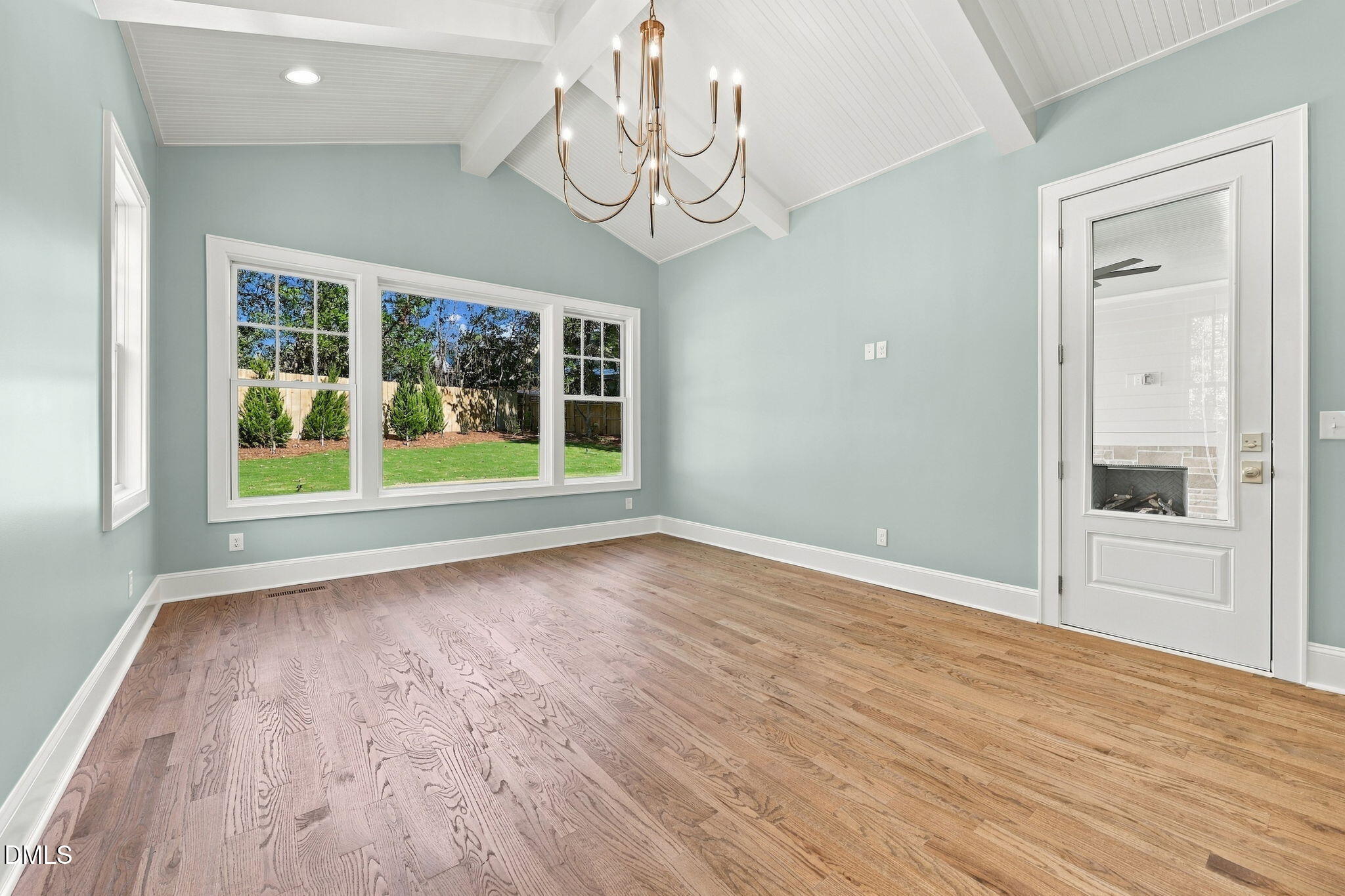 2702 N Mayview Road Property Photo 27