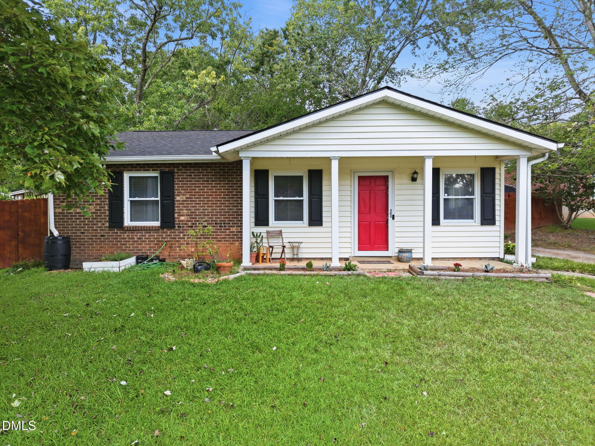 7401 Longstreet Drive Property Photo 1