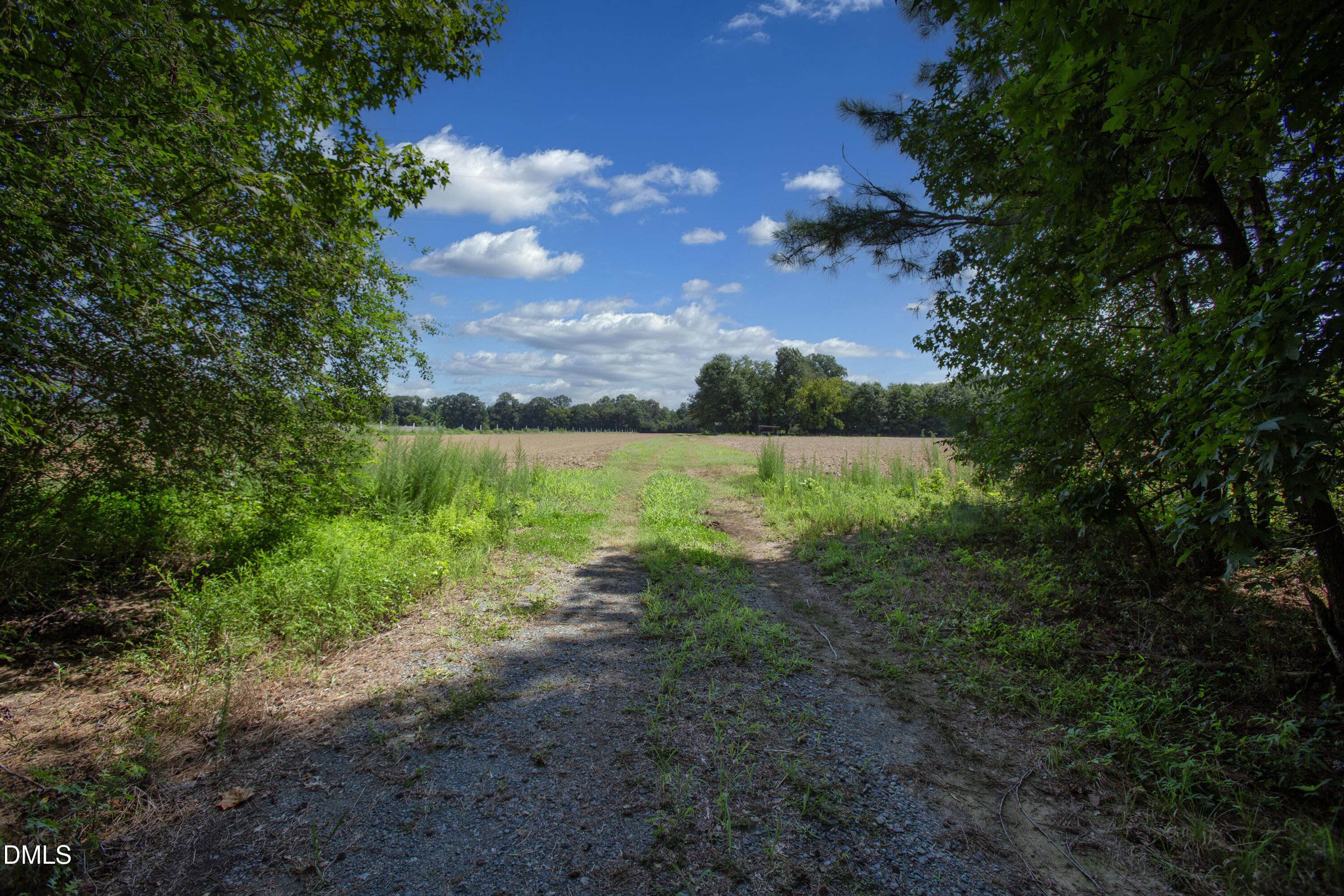833 River Point Road Property Photo 1
