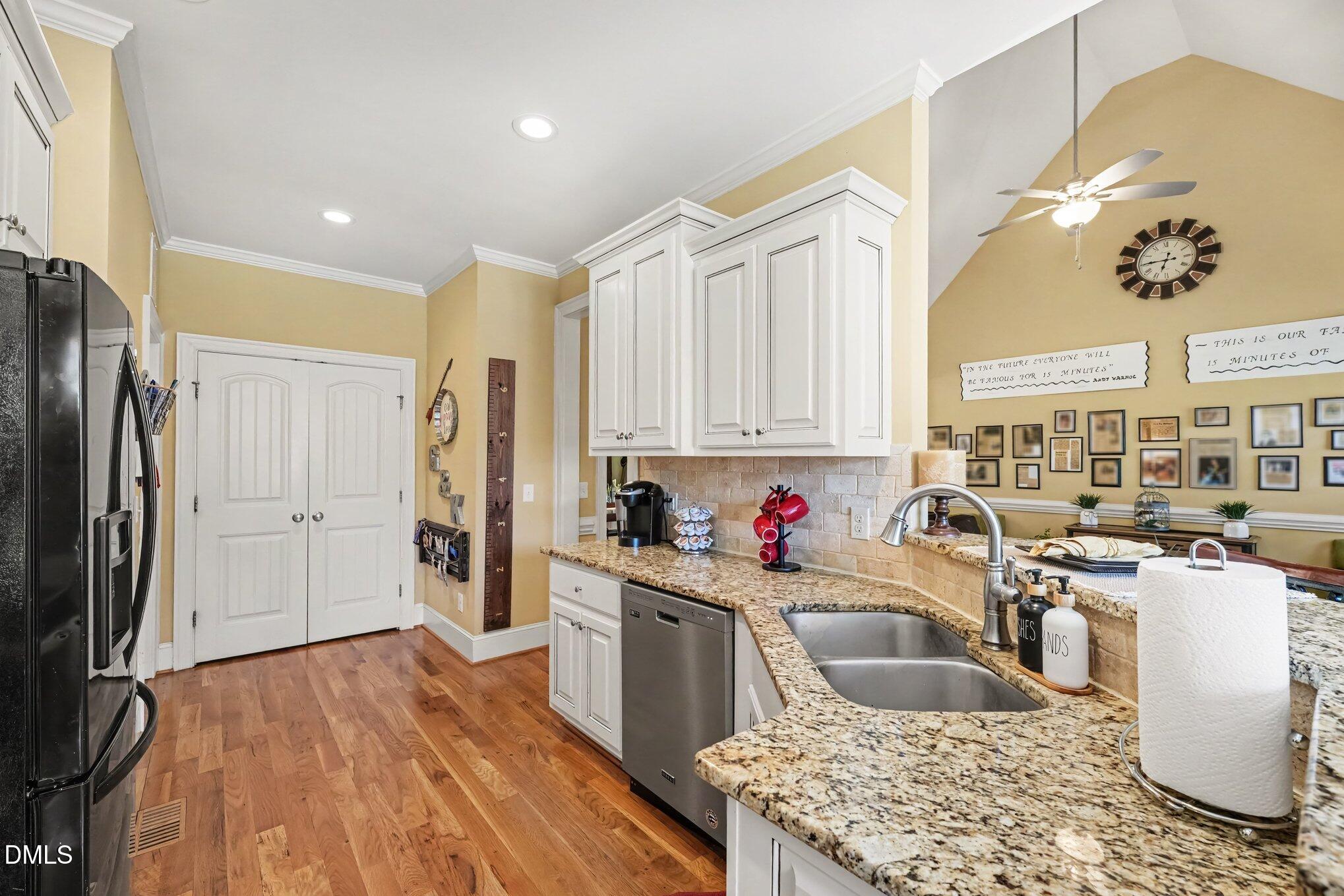 8201 Plum Bush Court Property Photo 8