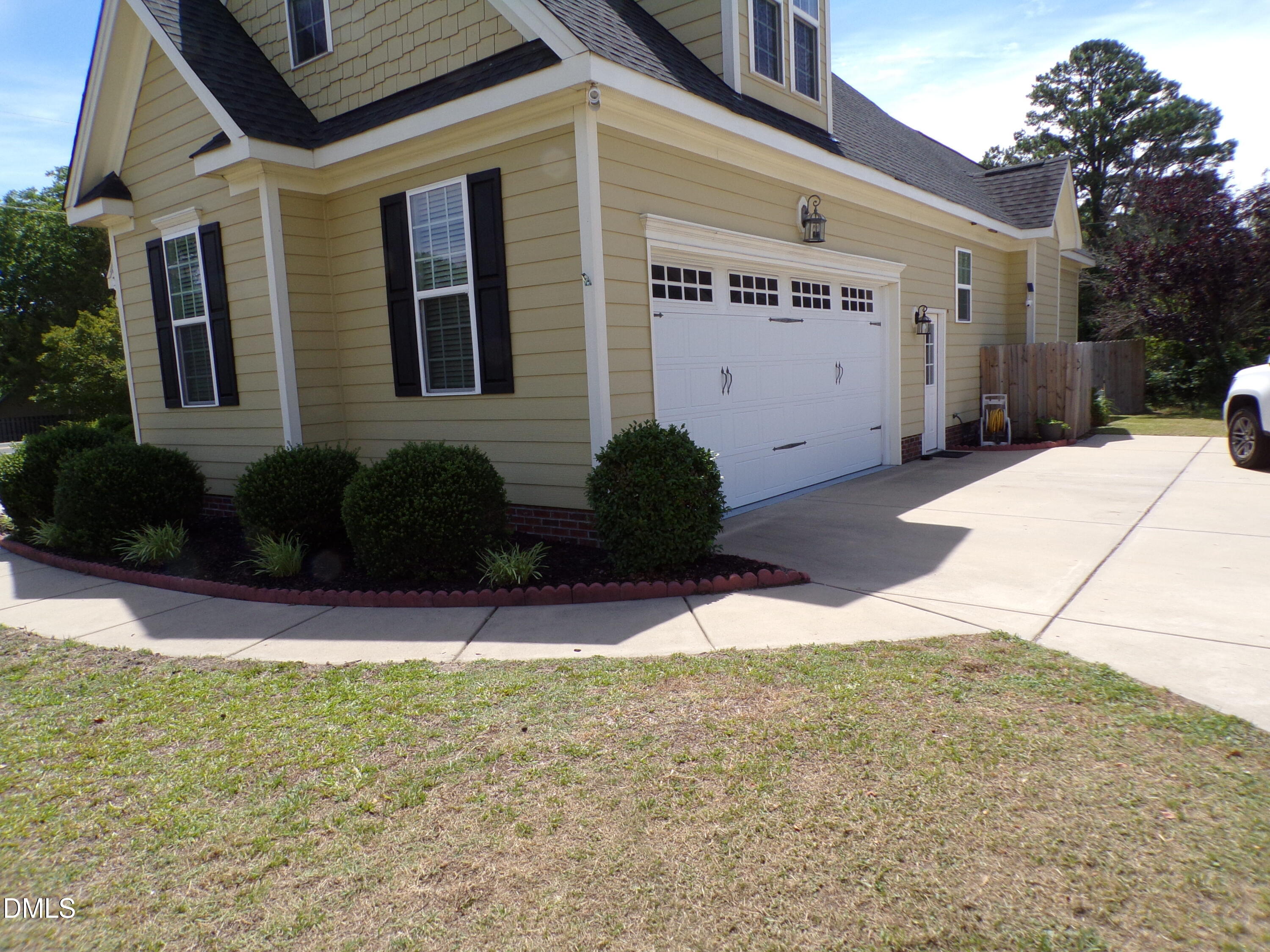8201 Plum Bush Court Property Photo 25