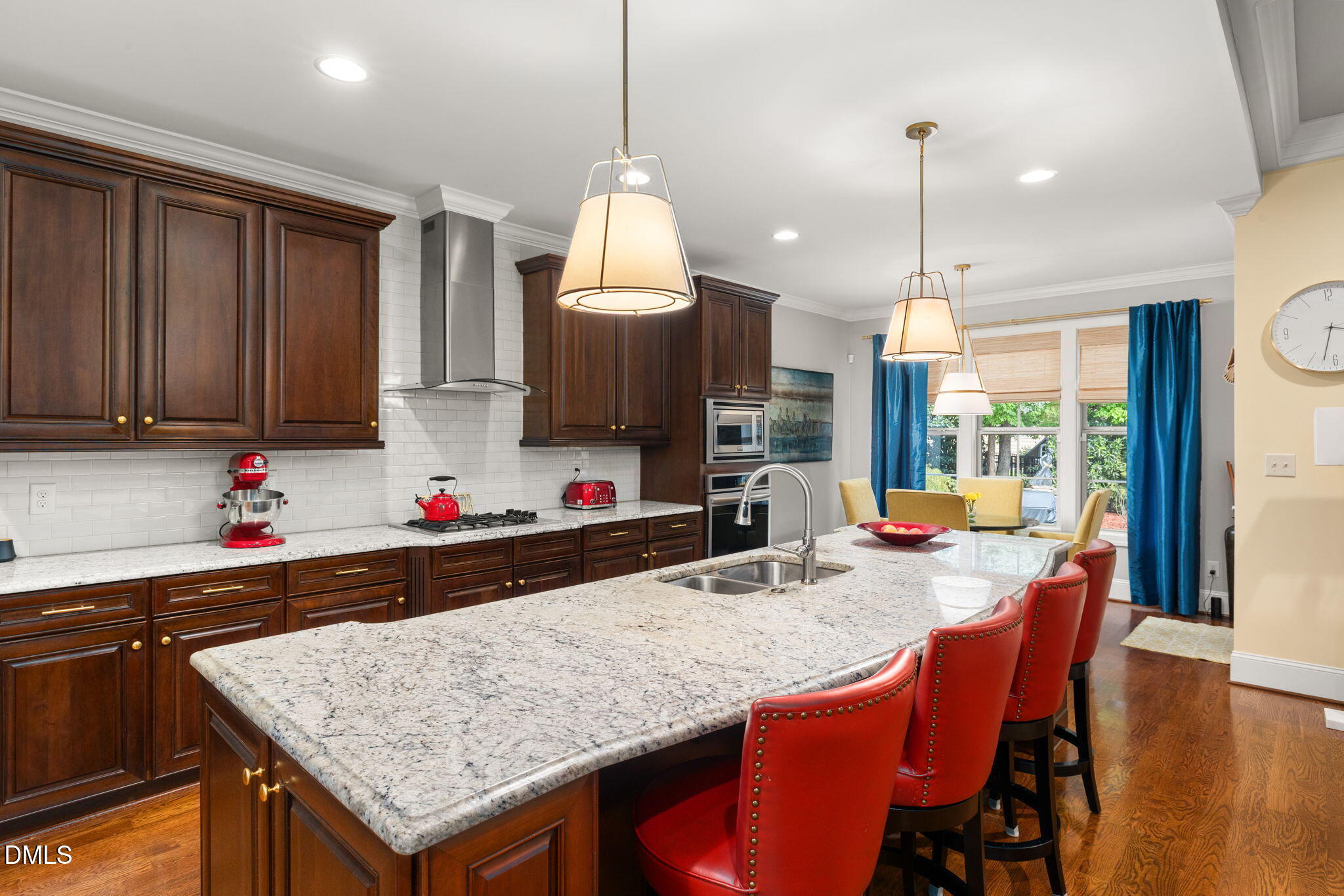 9804 San Remo Place Property Photo 11