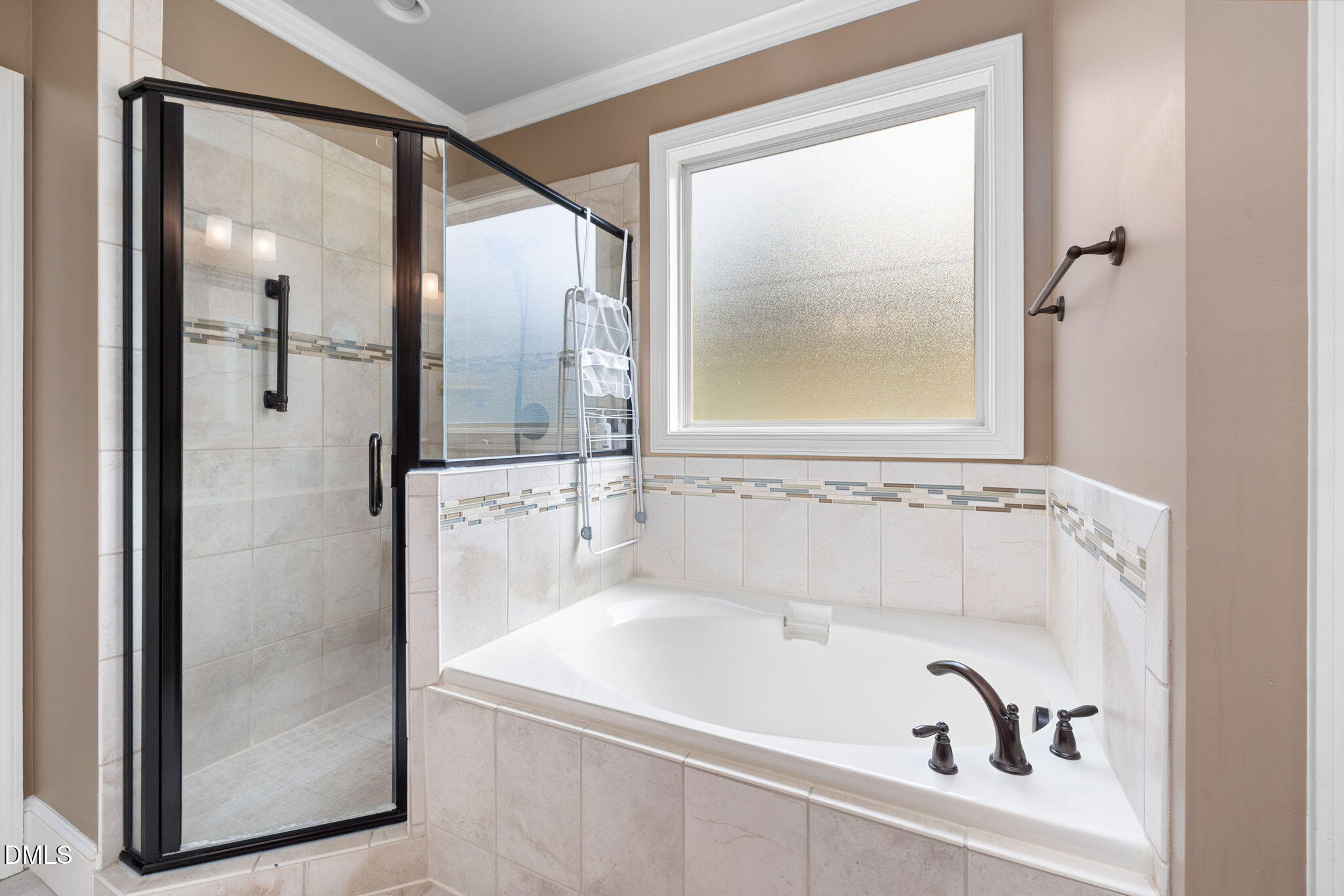 9804 San Remo Place Property Photo 18