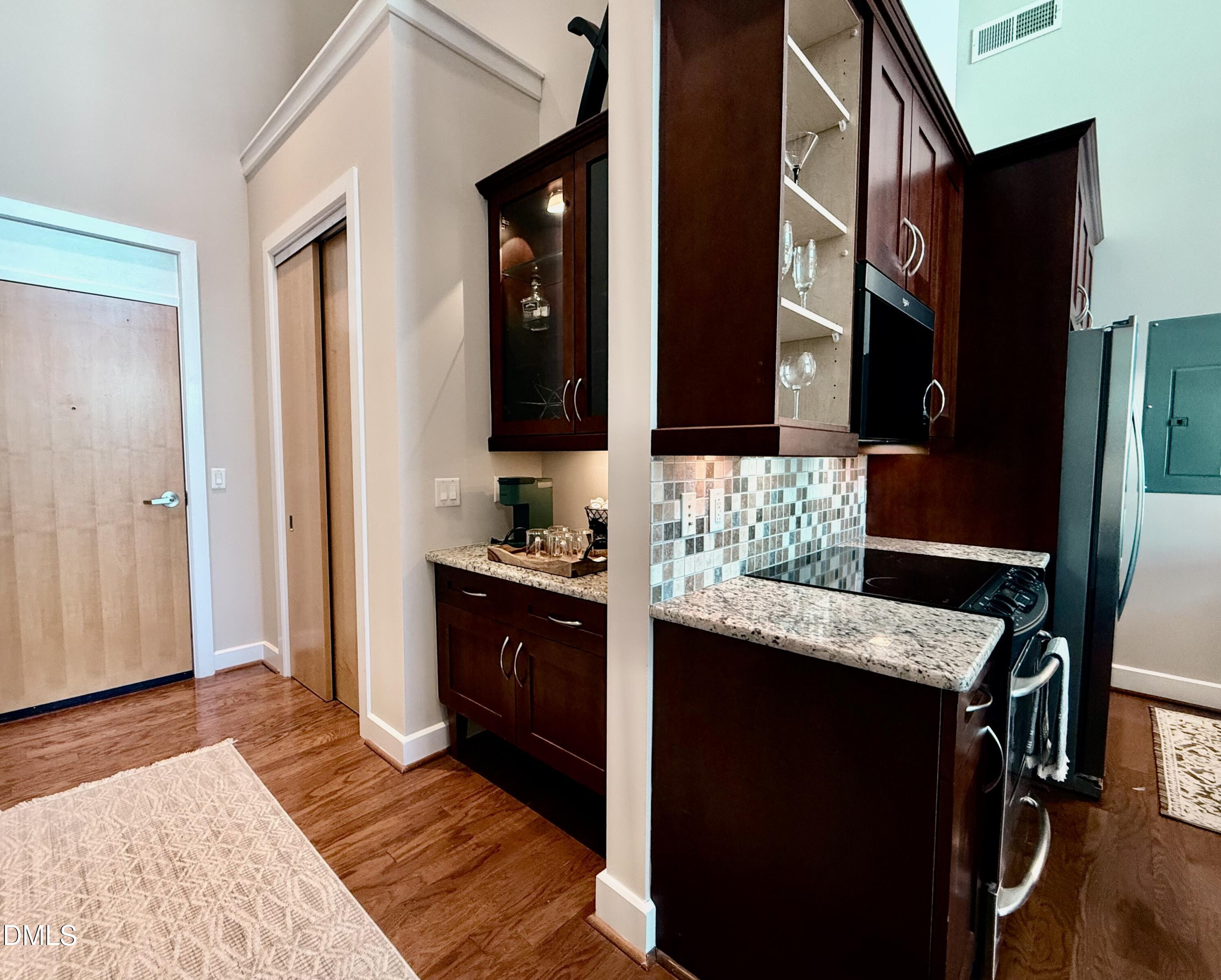 2608 Erwin Road 421 Property Photo 6