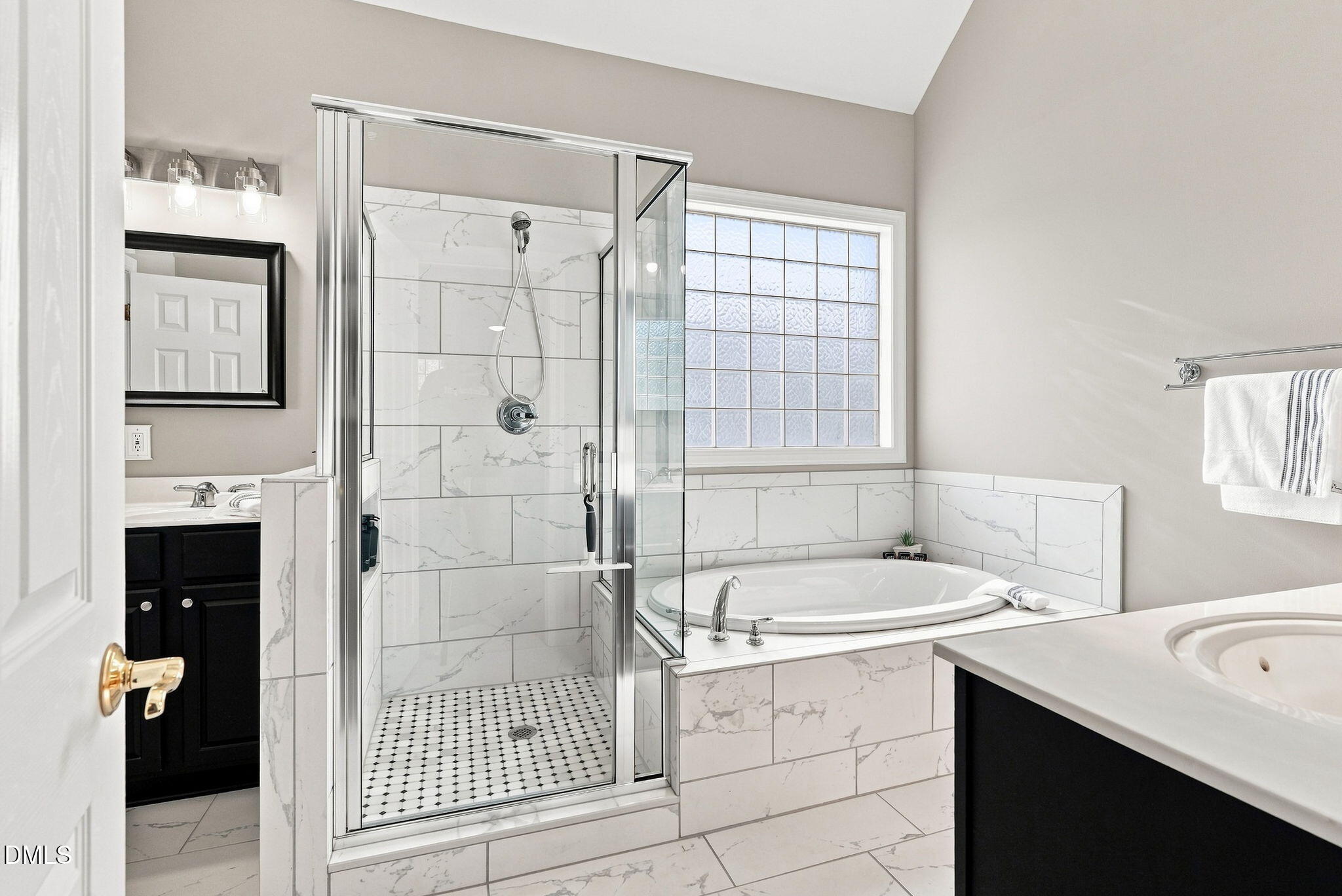 113 Laurel Wreath Lane Property Photo 41