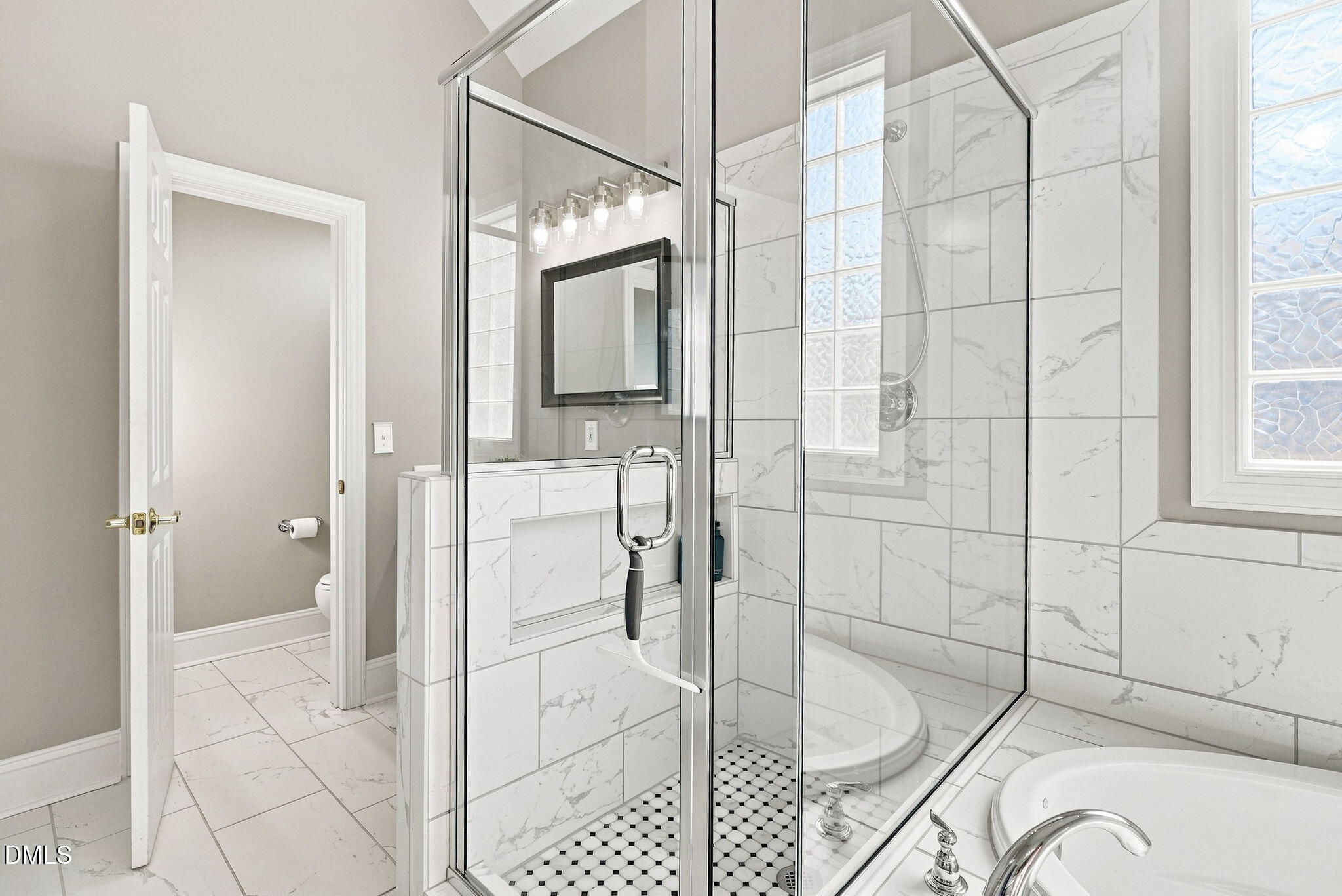 113 Laurel Wreath Lane Property Photo 44