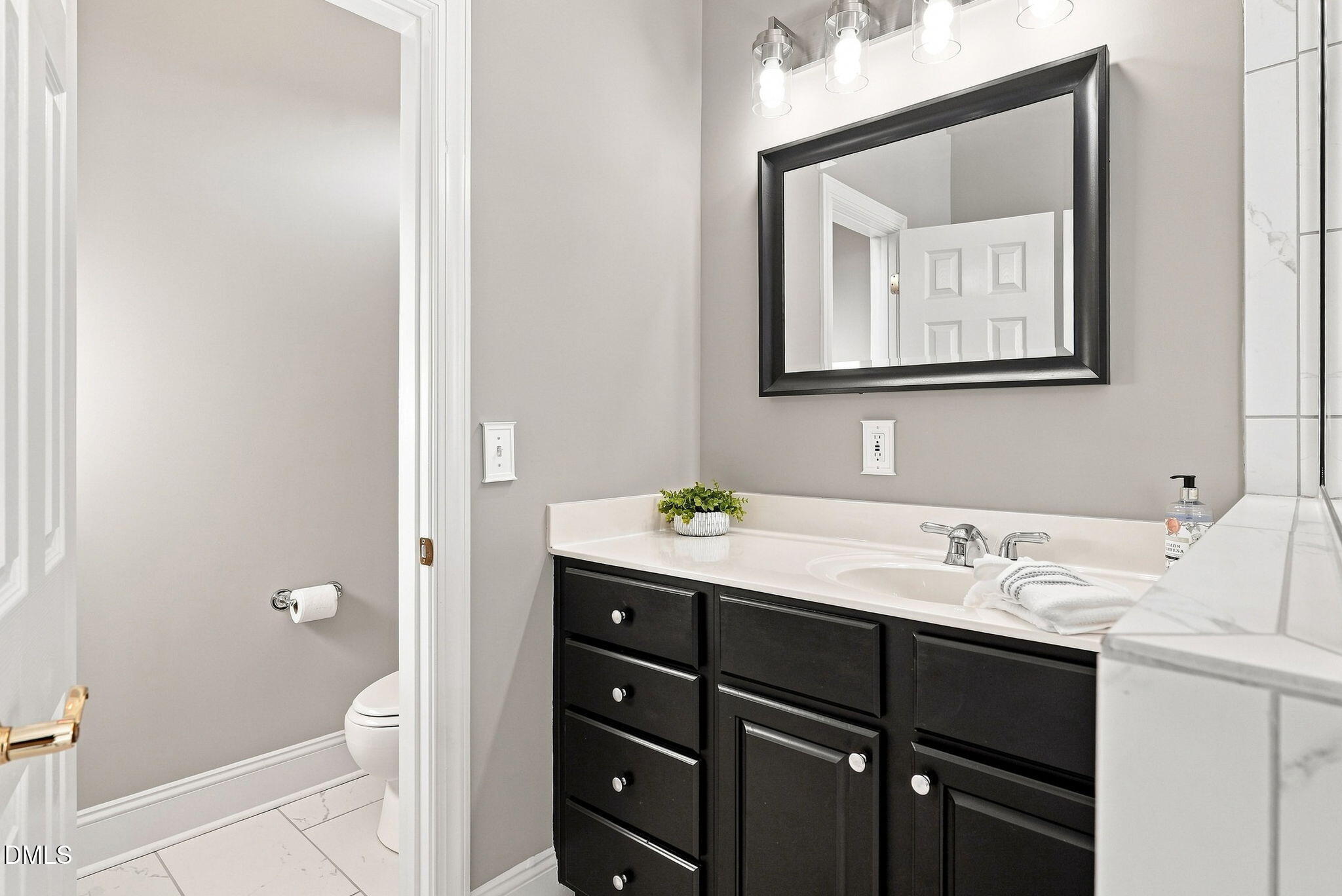 113 Laurel Wreath Lane Property Photo 45