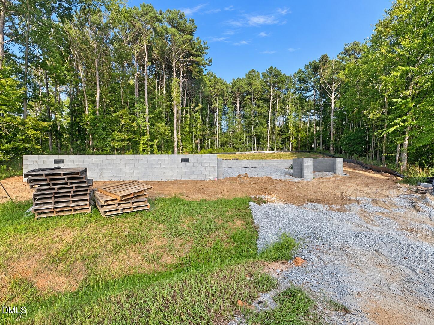 129 Deep Blue Trail Property Photo 2