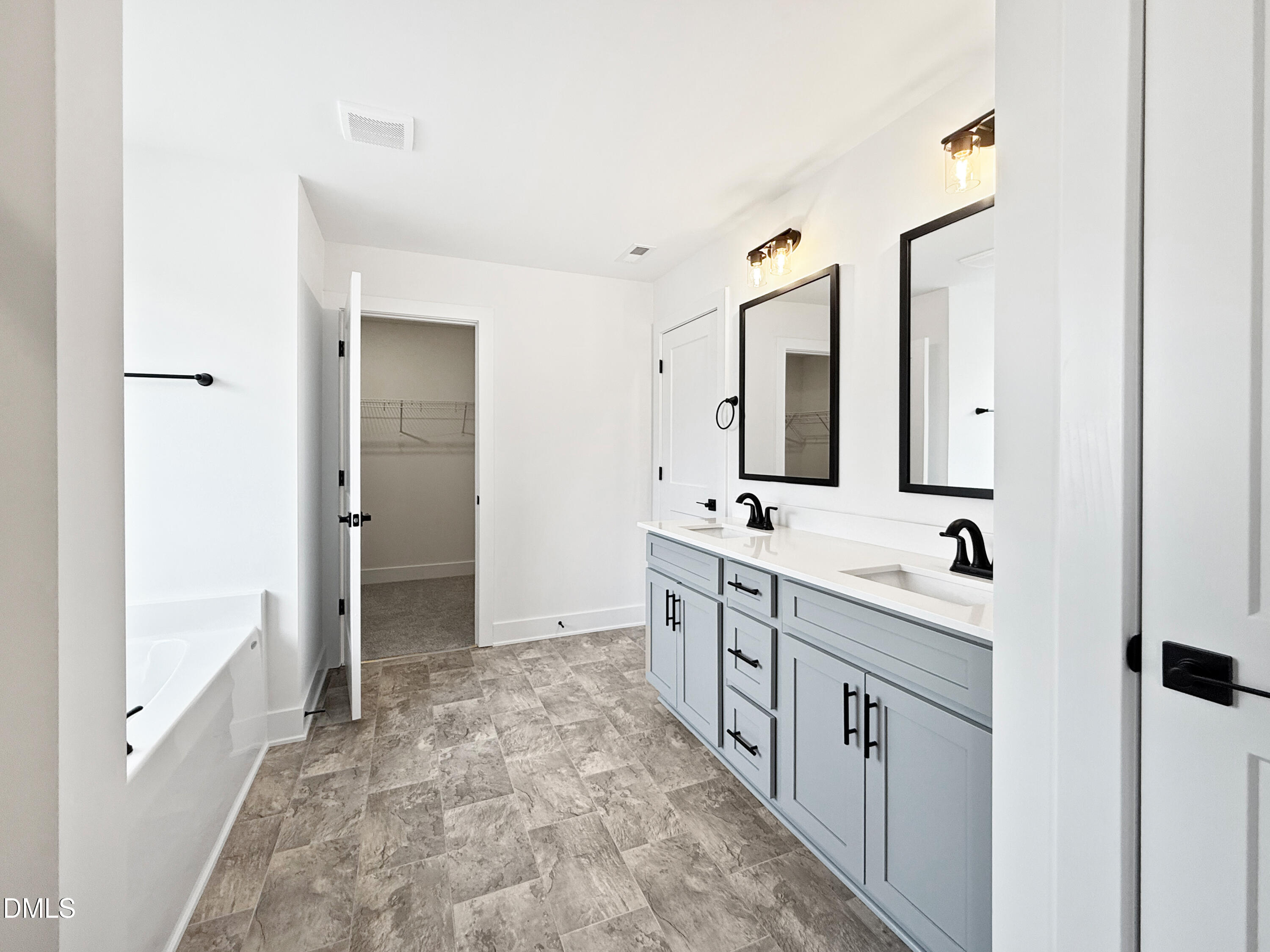 129 Deep Blue Trail Property Photo 30