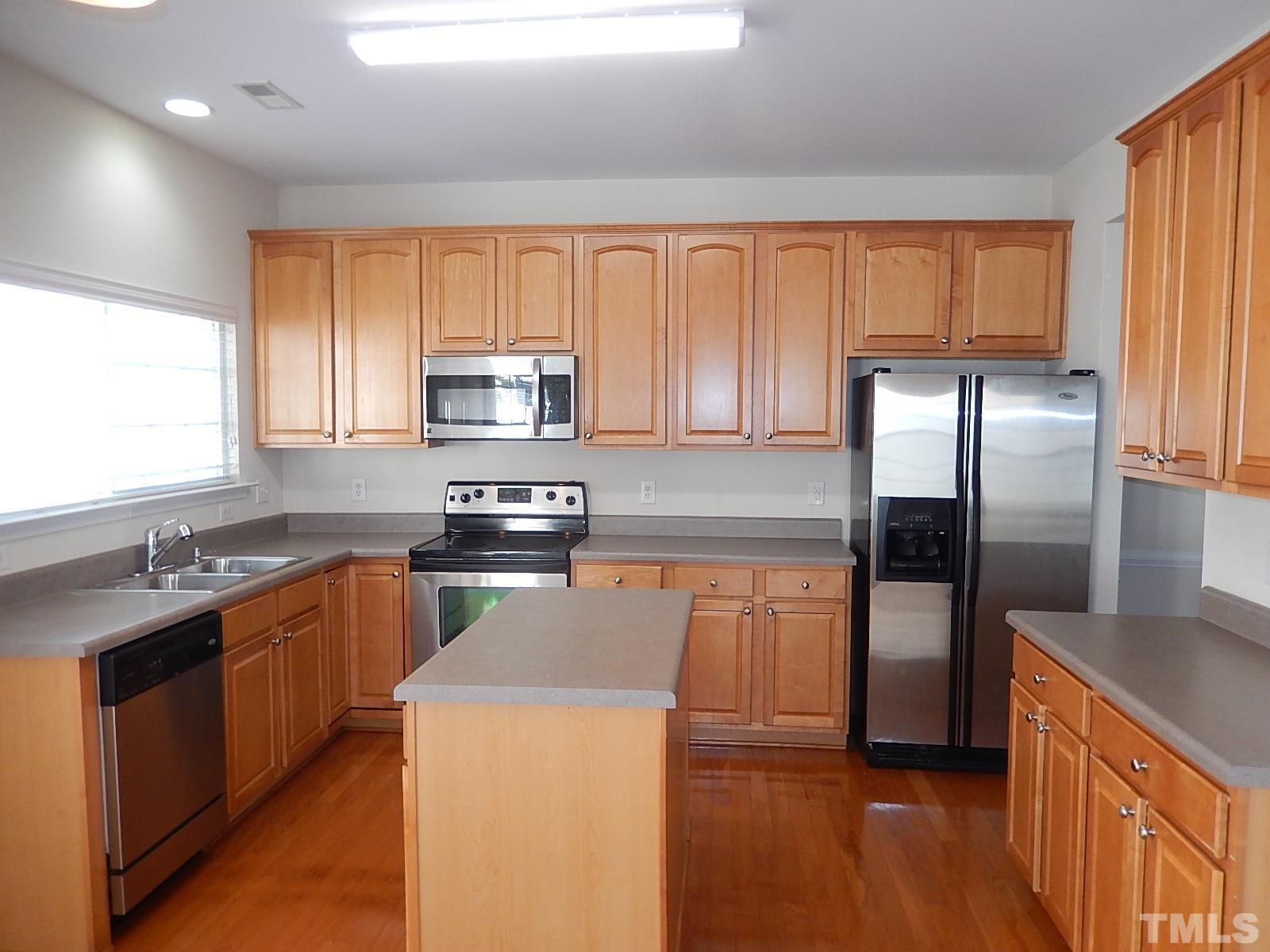 10651 Edmundson Avenue Property Photo 7
