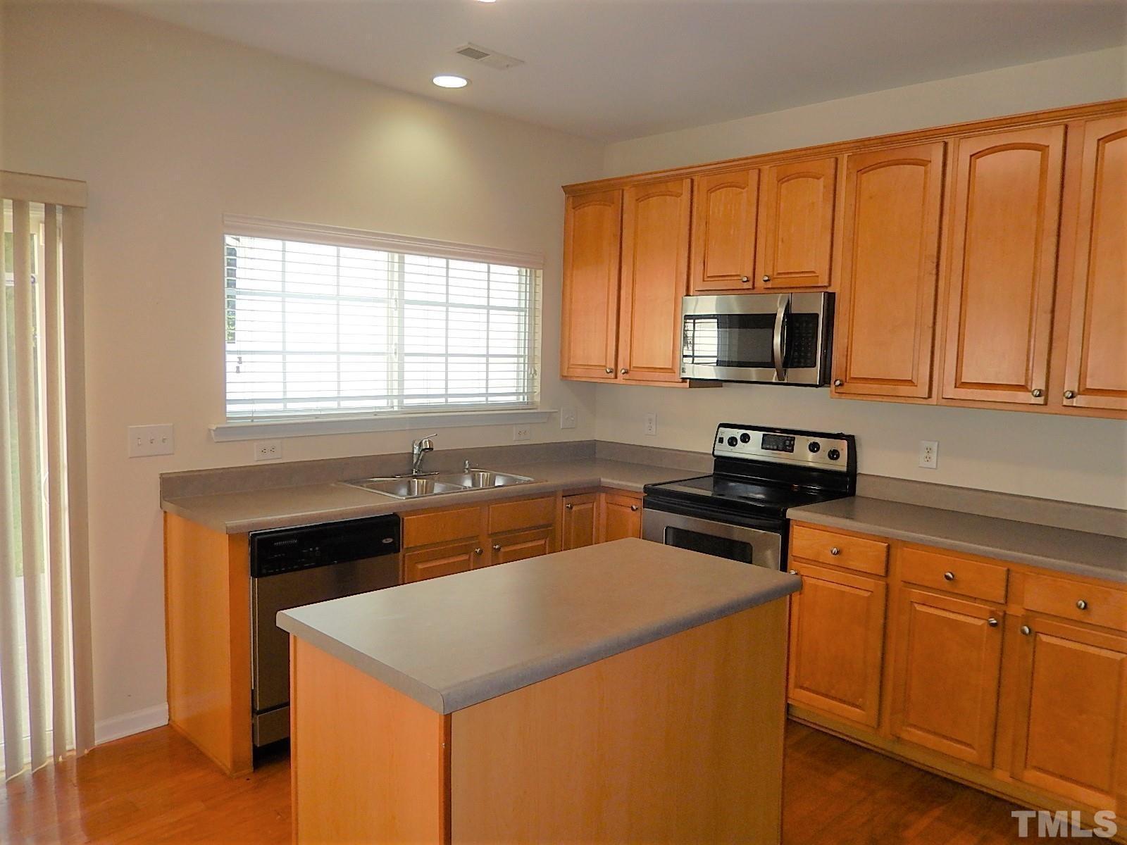 10651 Edmundson Avenue Property Photo 8