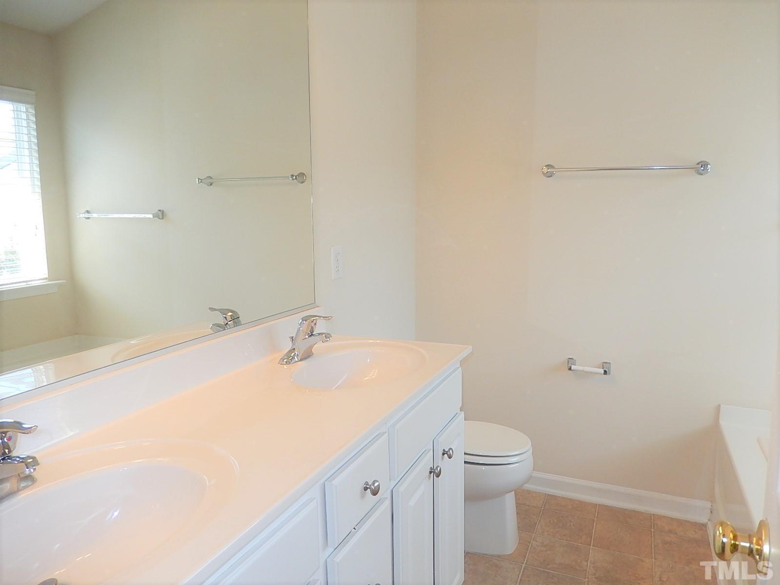 10651 Edmundson Avenue Property Photo 19