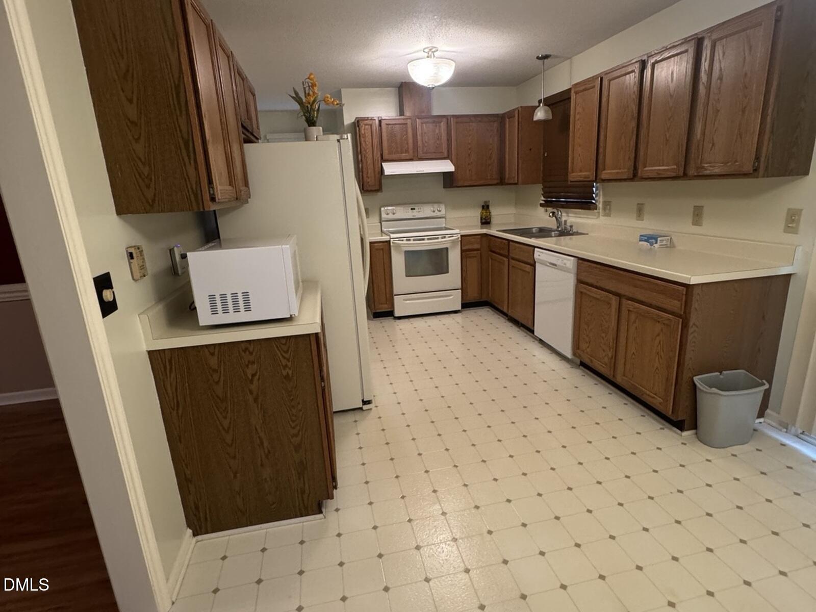 5019 Simmons Branch Trail Property Photo 8