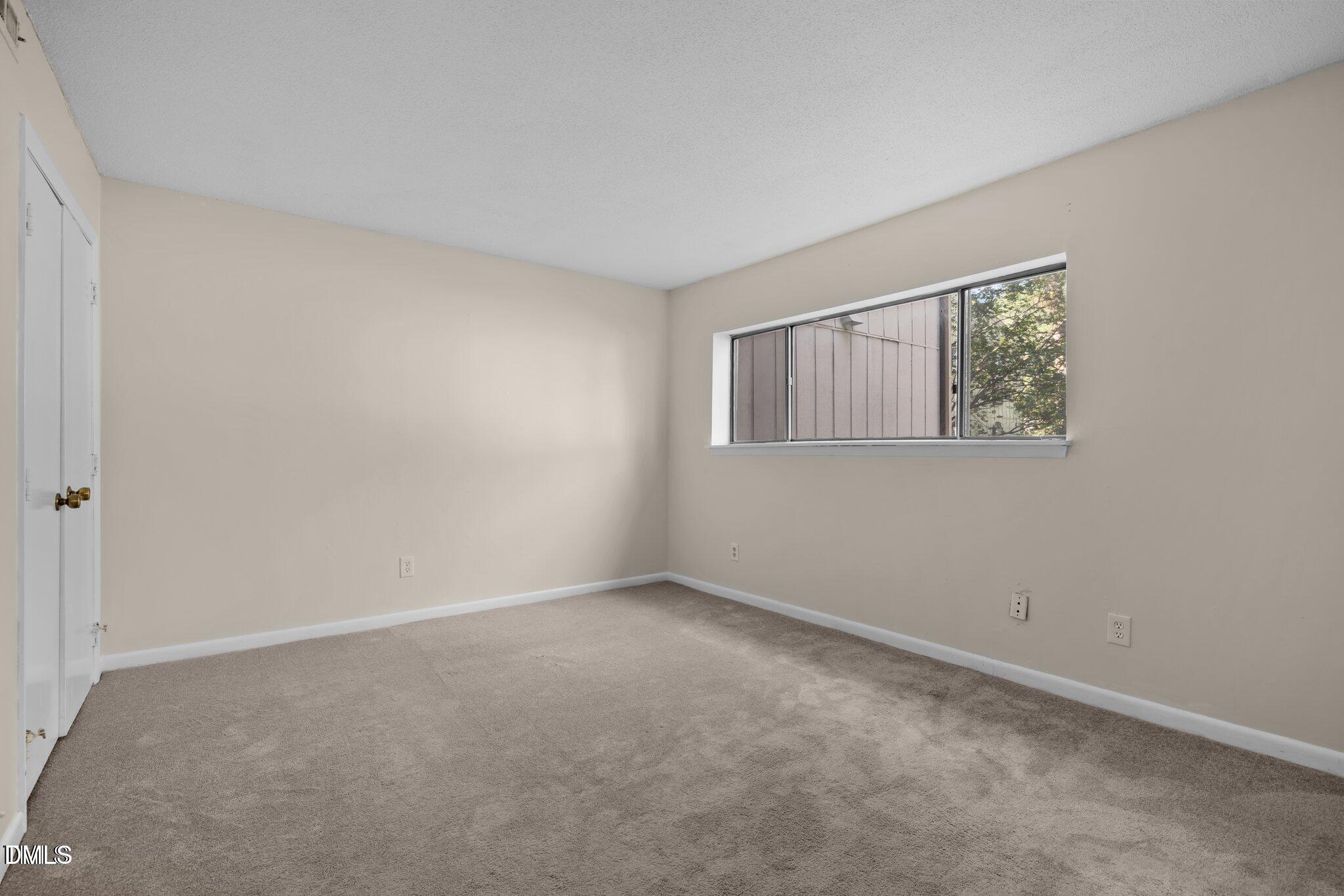 667 Pine Ridge Place Property Photo 12