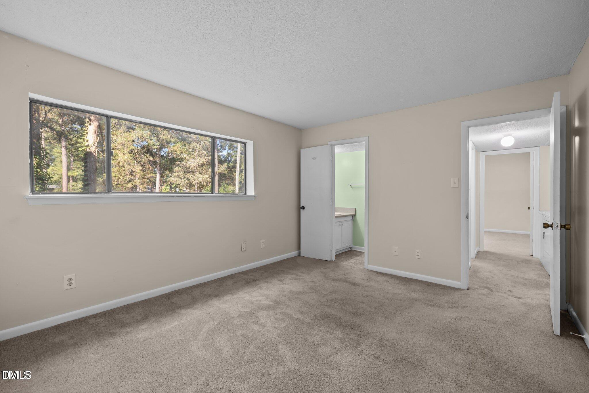 667 Pine Ridge Place Property Photo 13