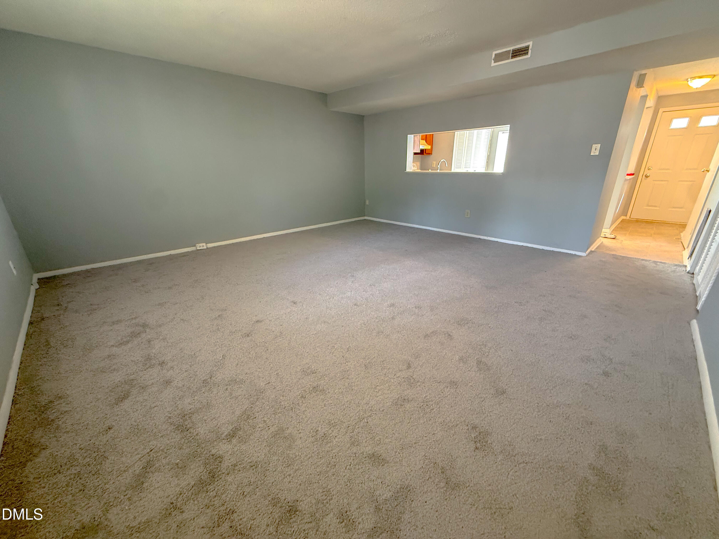 7718 Kelley Court Property Photo 5
