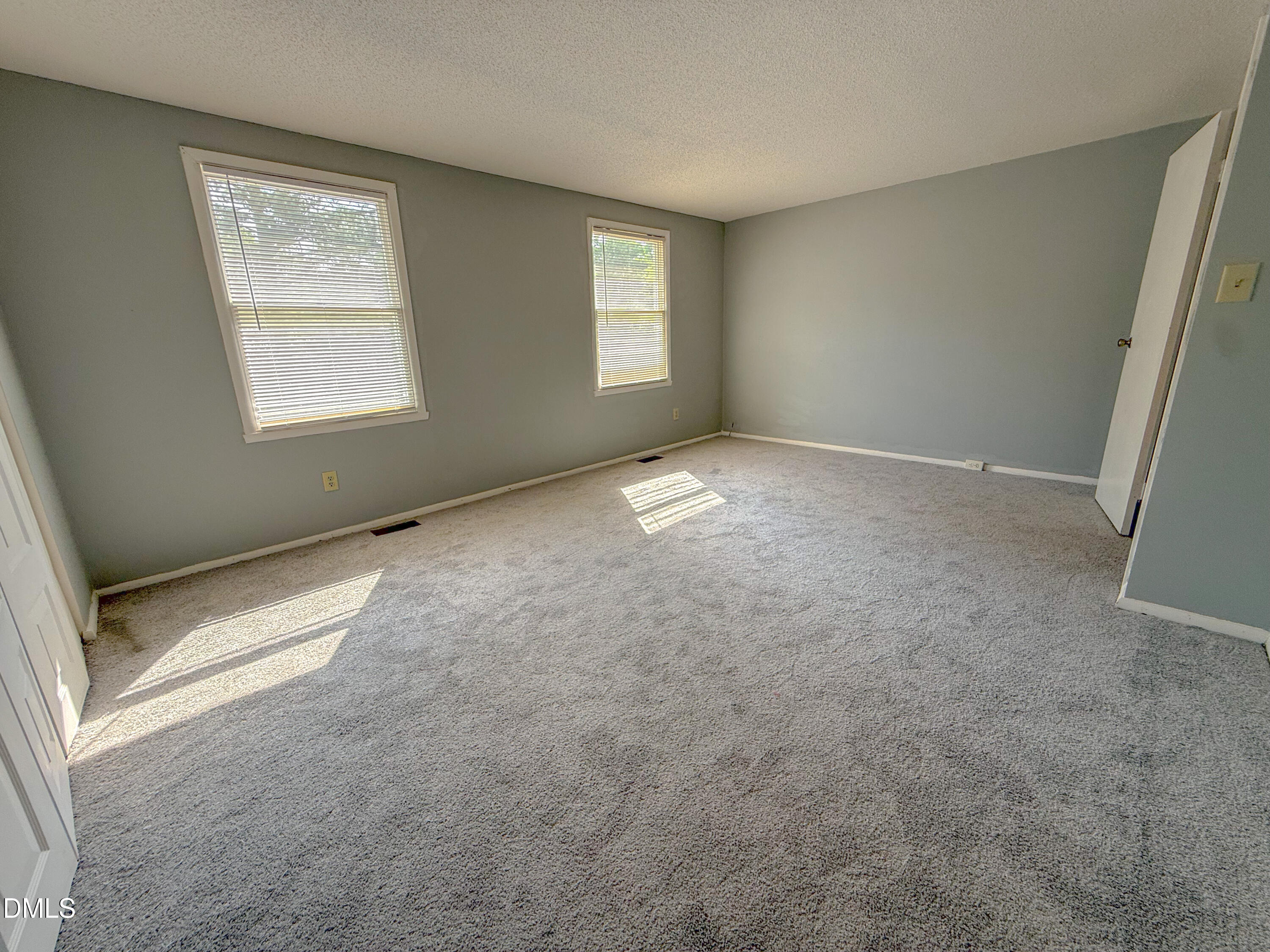 7718 Kelley Court Property Photo 9