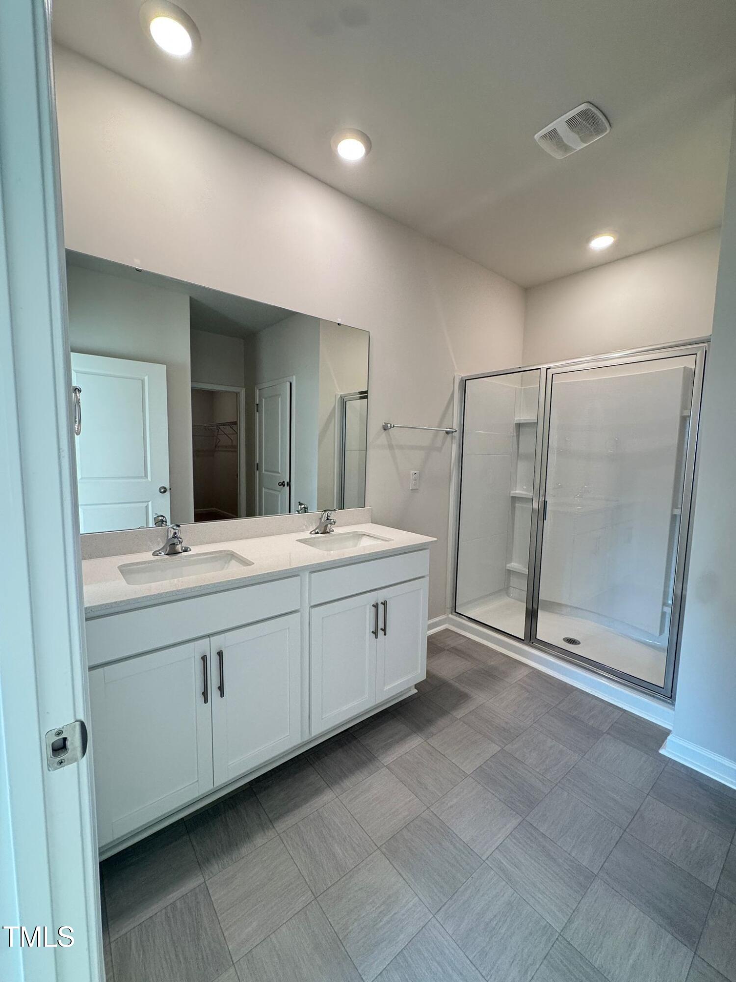 425 Ashley Run Property Photo 25