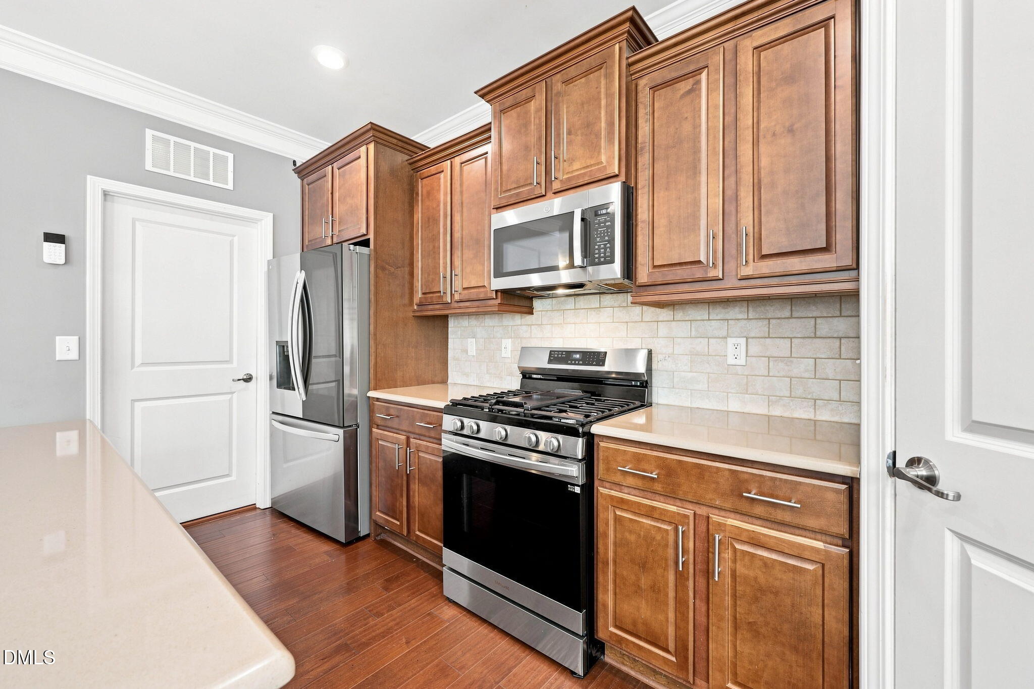 243 Chatsworth Lane Property Photo 12