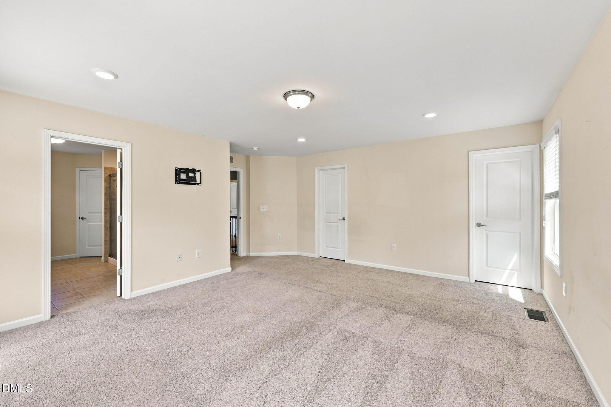 243 Chatsworth Lane Property Photo 20