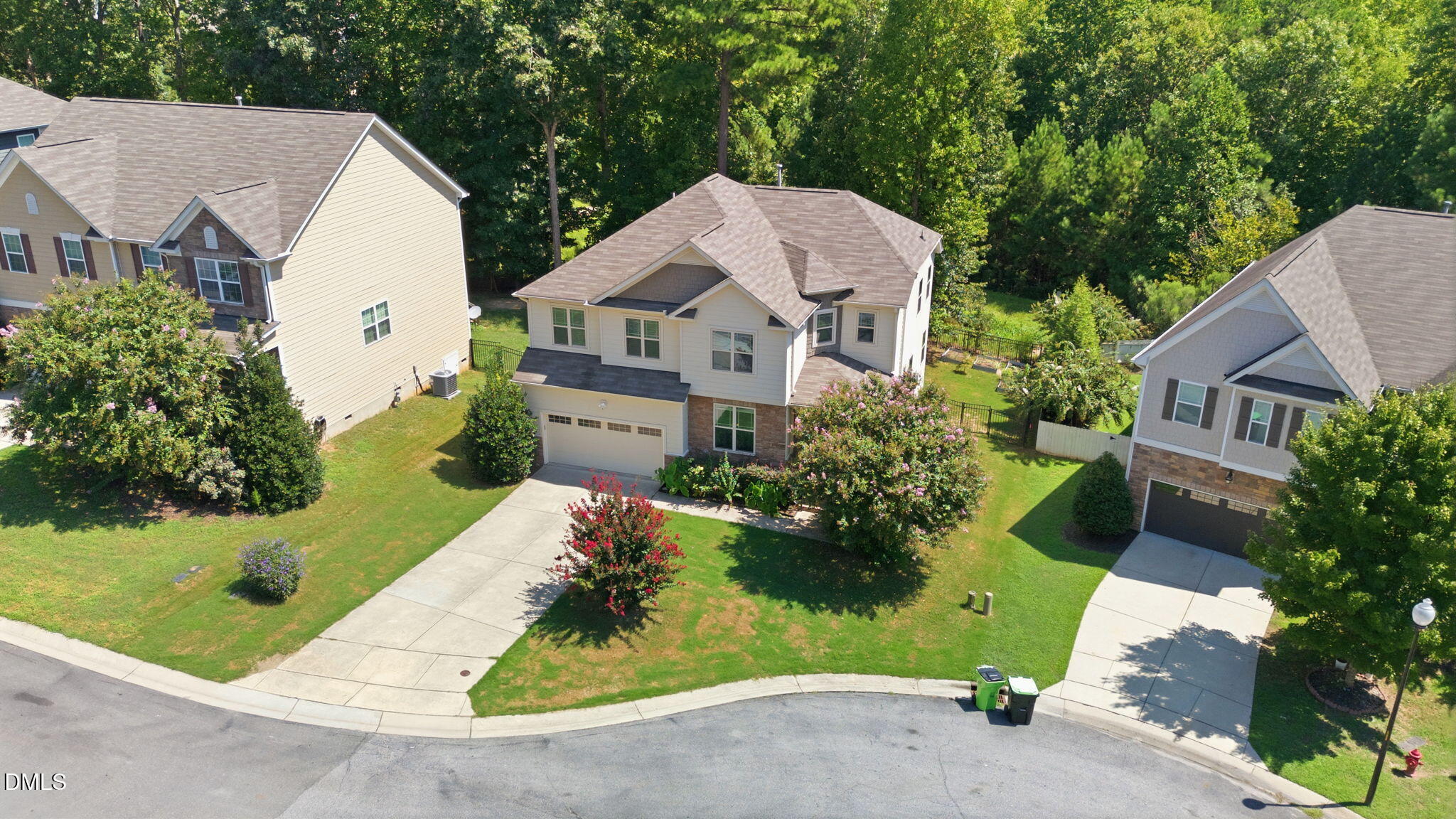 243 Chatsworth Lane Property Photo 44