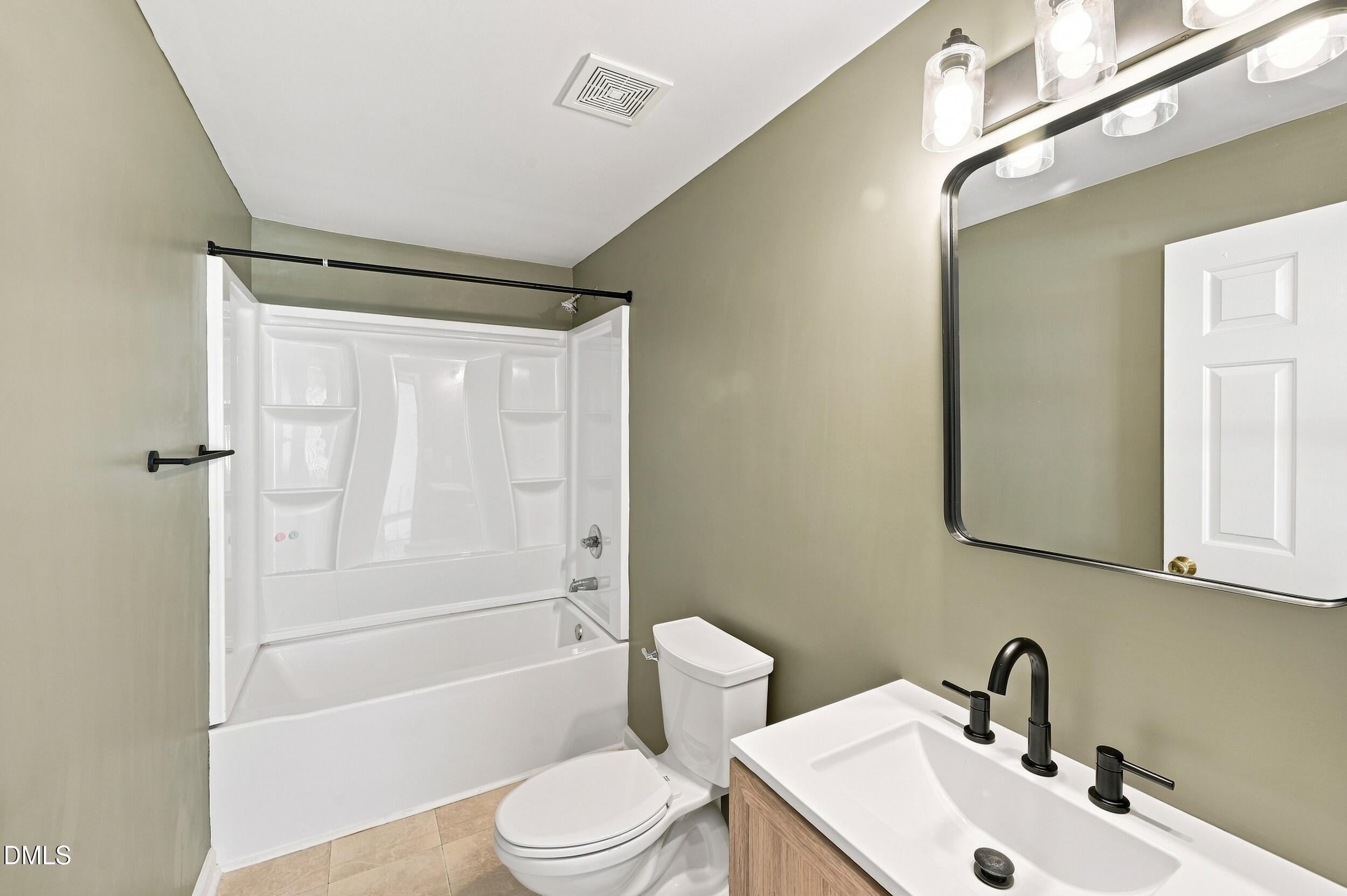 1464 Huntdell Main Drive Property Photo 22