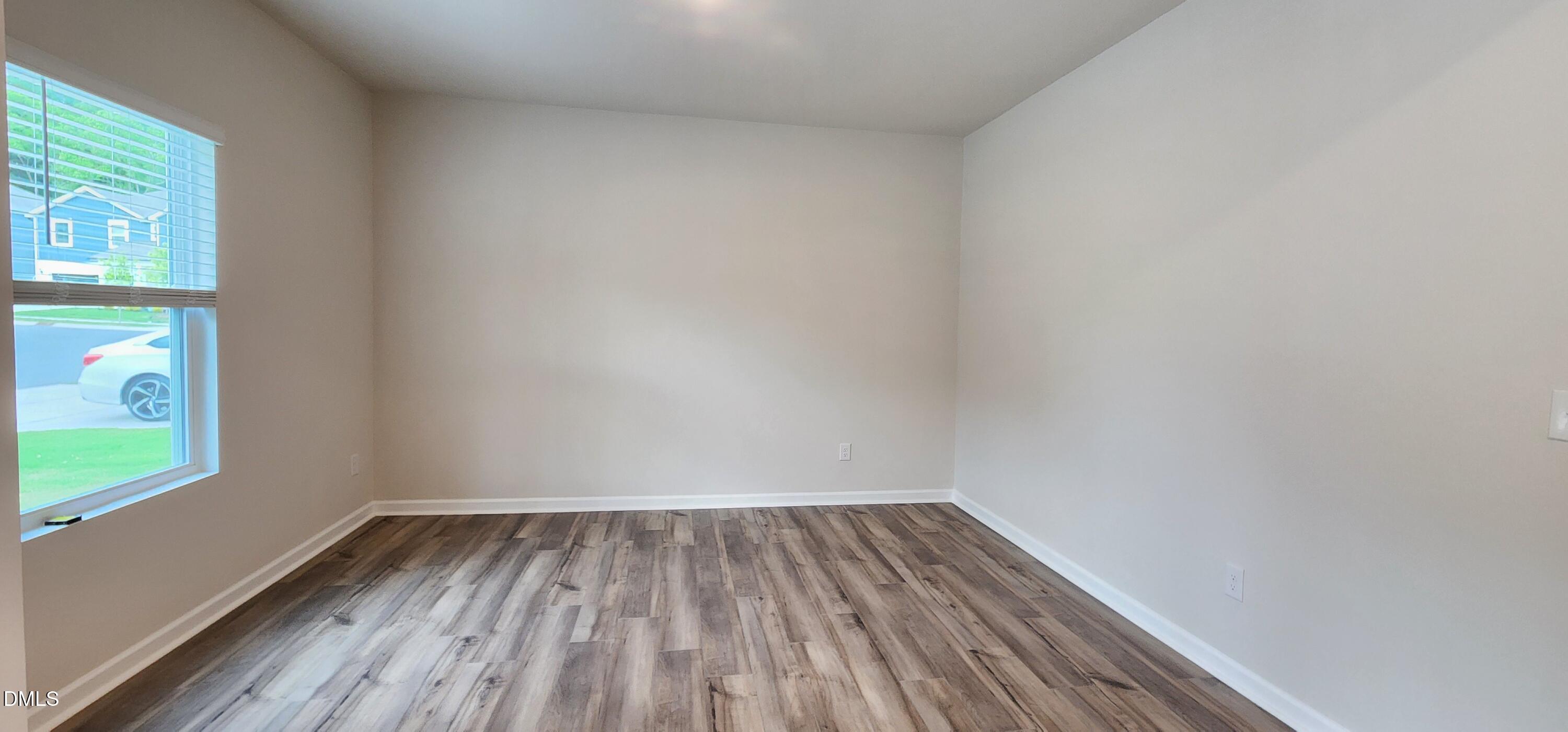 2005 Eden Shire Way Property Photo 3