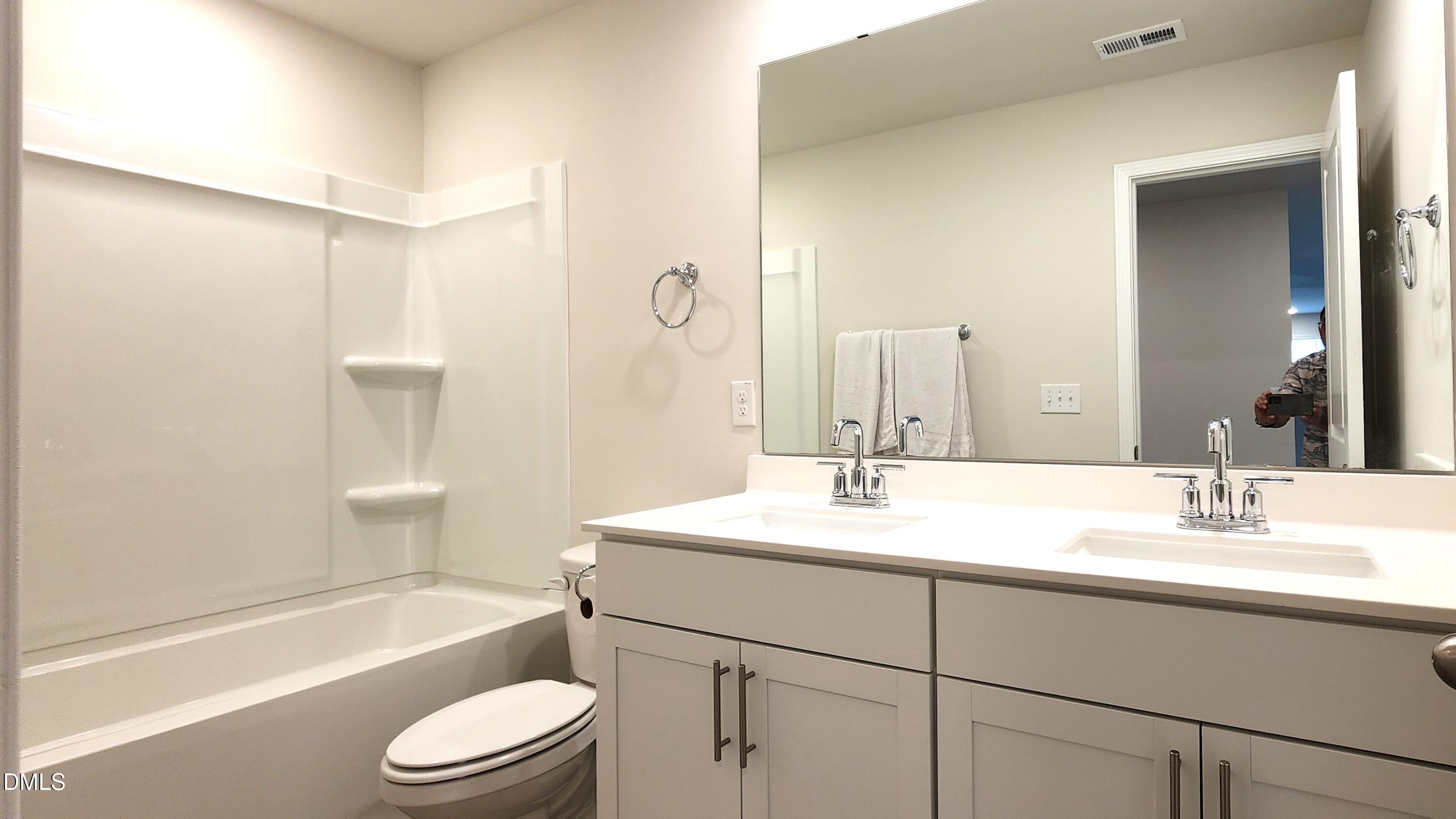 2005 Eden Shire Way Property Photo 24