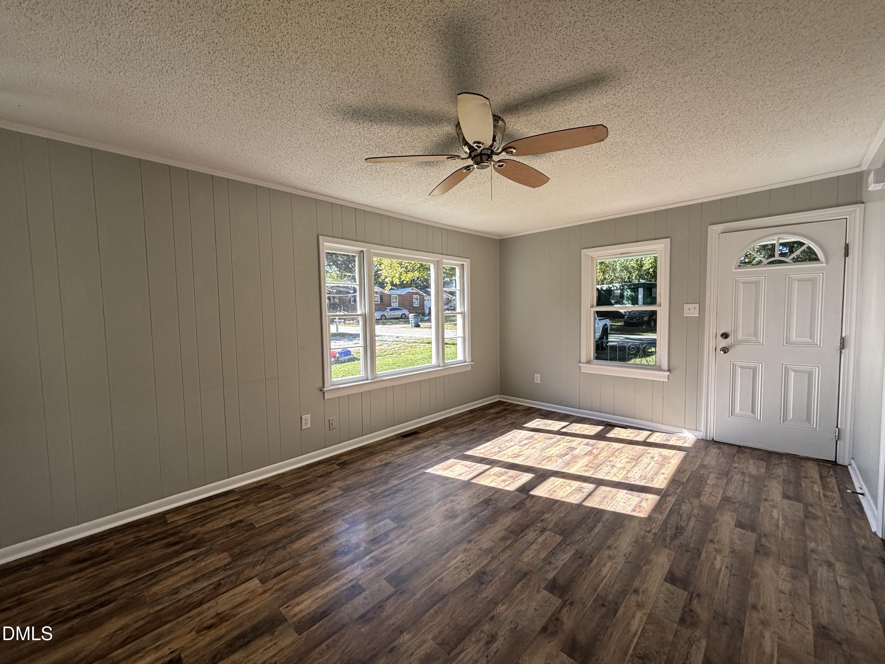 20 W Edgerton Street Property Photo 6