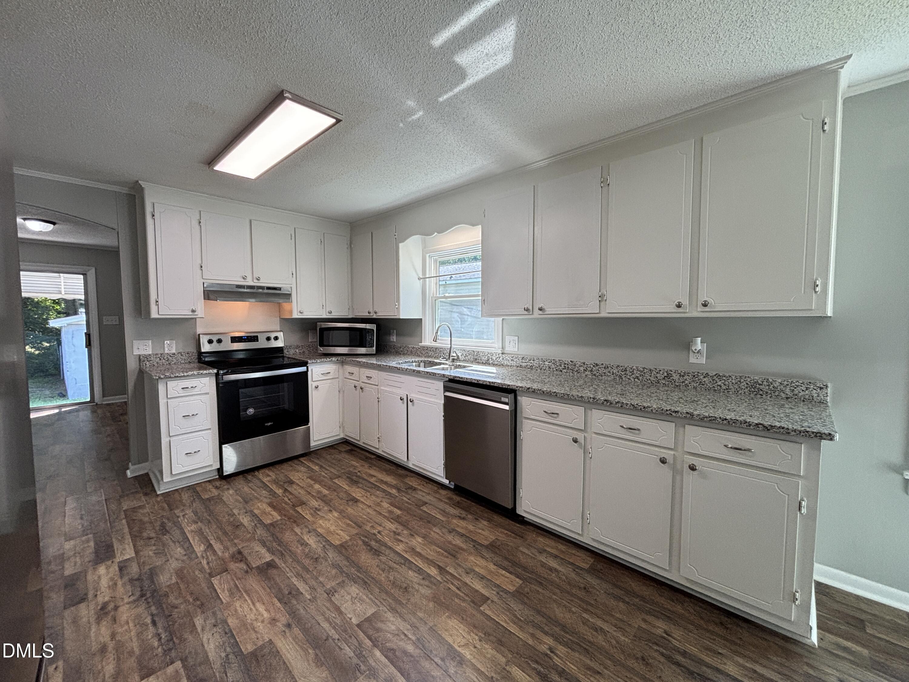 20 W Edgerton Street Property Photo 11