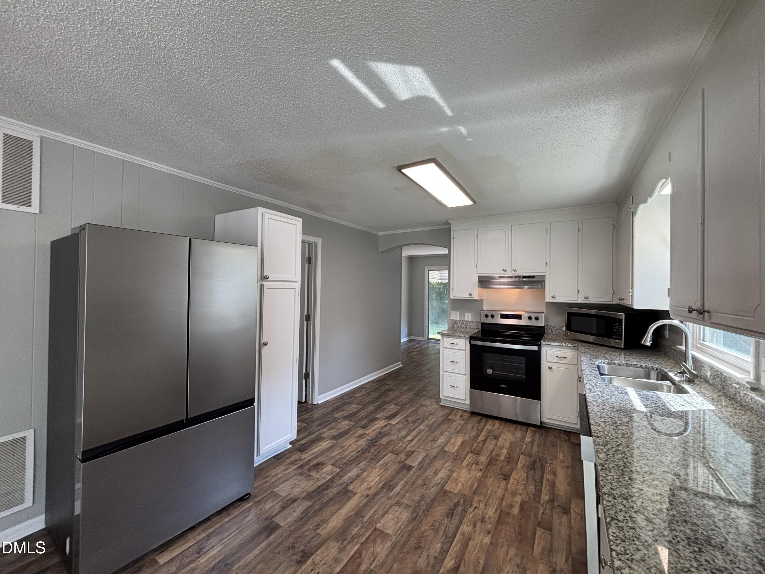 20 W Edgerton Street Property Photo 14