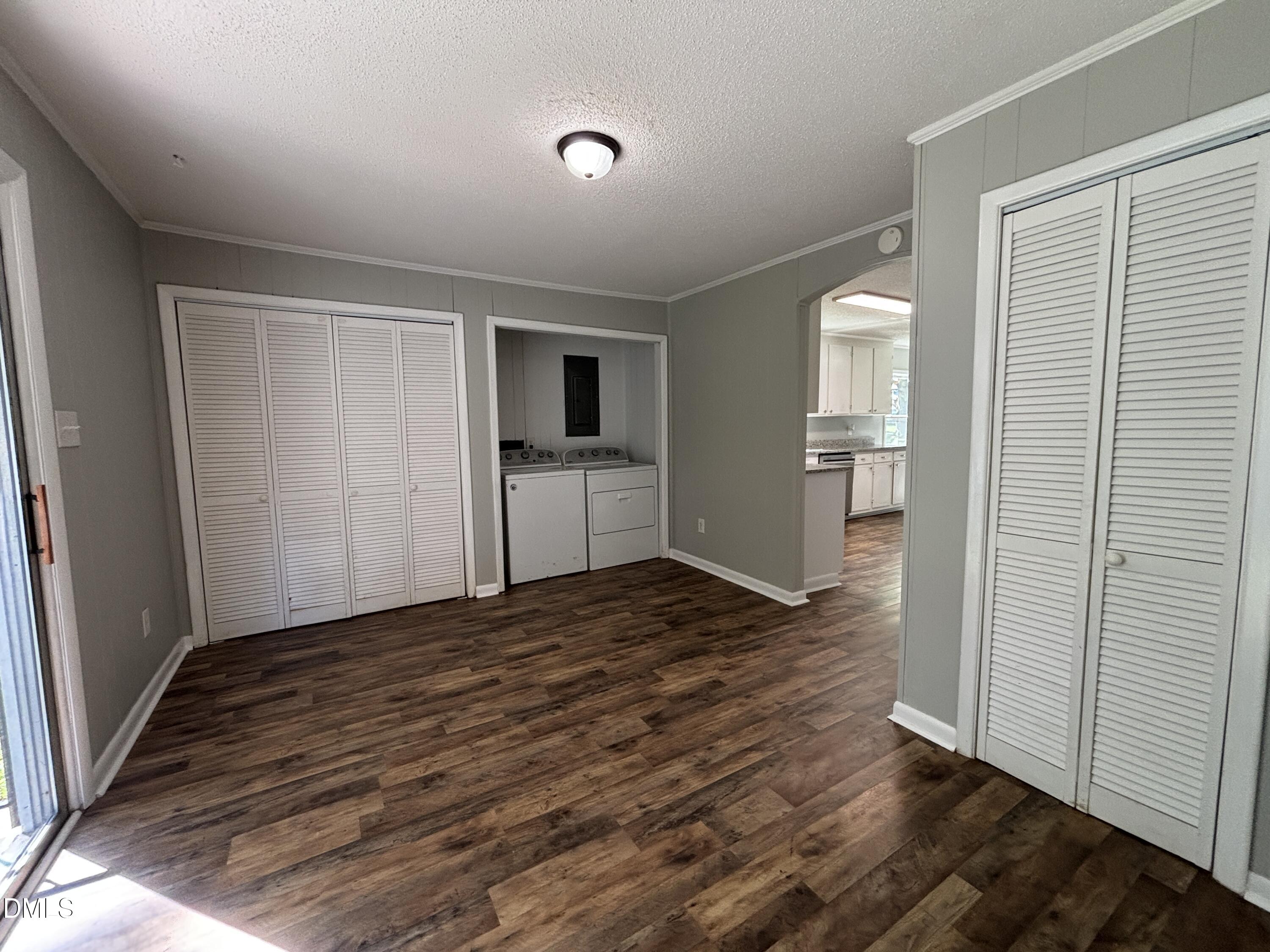 20 W Edgerton Street Property Photo 30