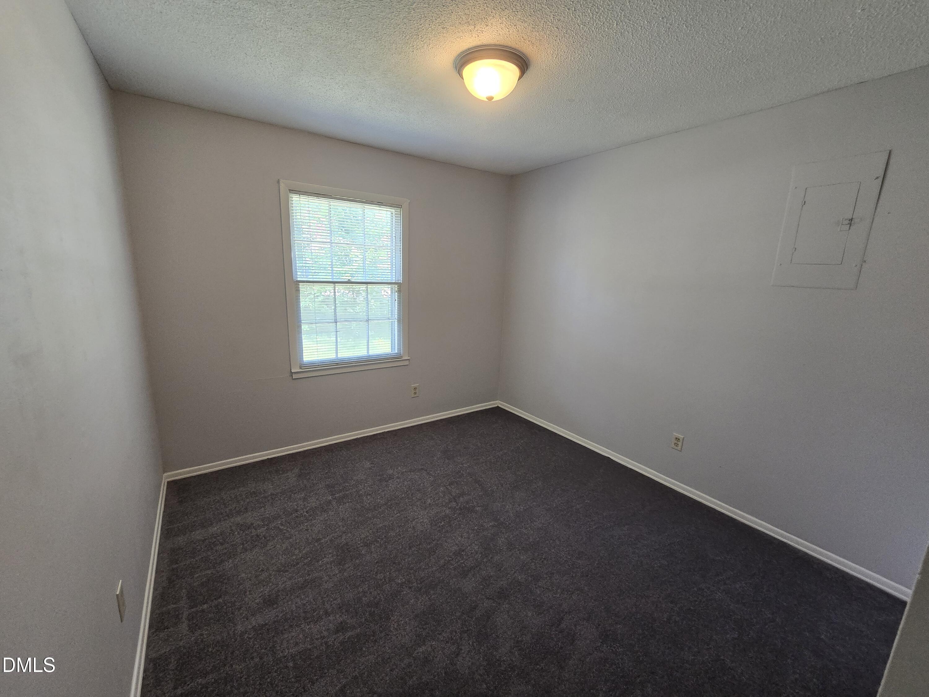 1410 Suterland Road Property Photo 9