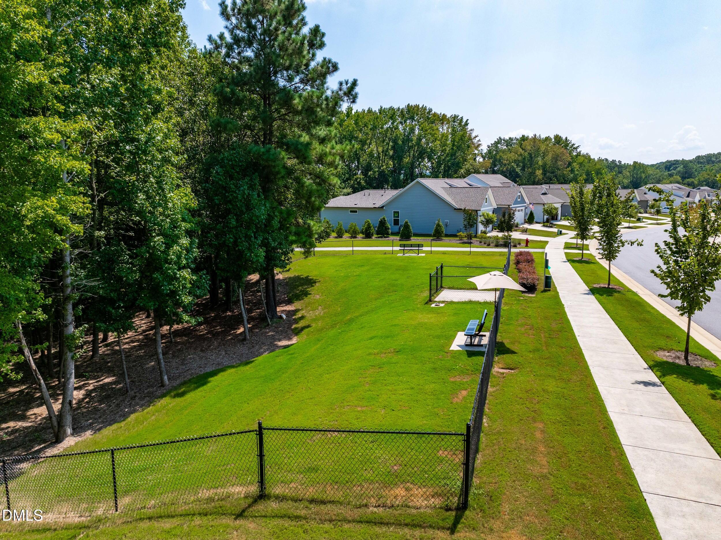 28 N Brookhollow Way Property Photo 37