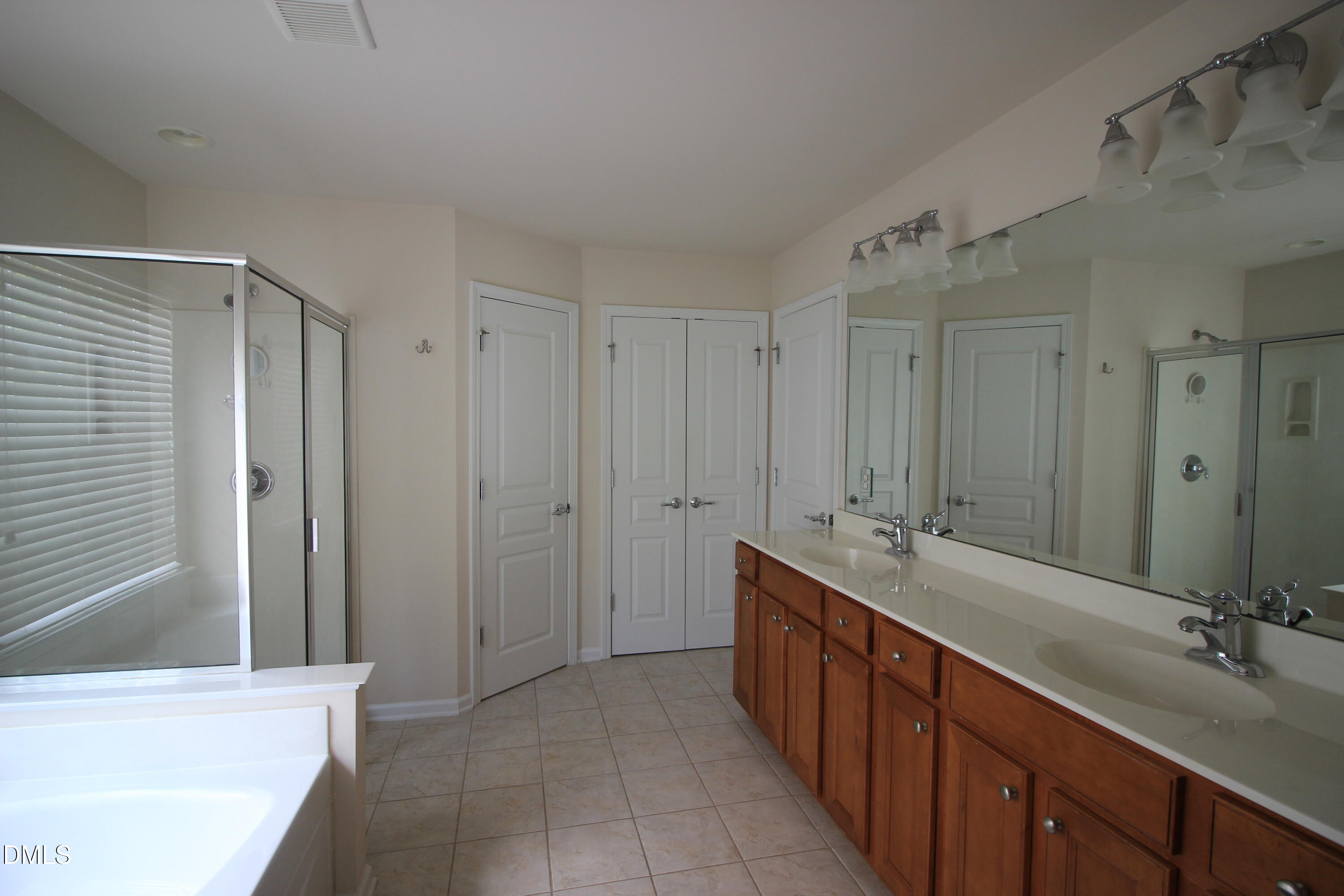 2012 Addenbrock Drive Property Photo 17