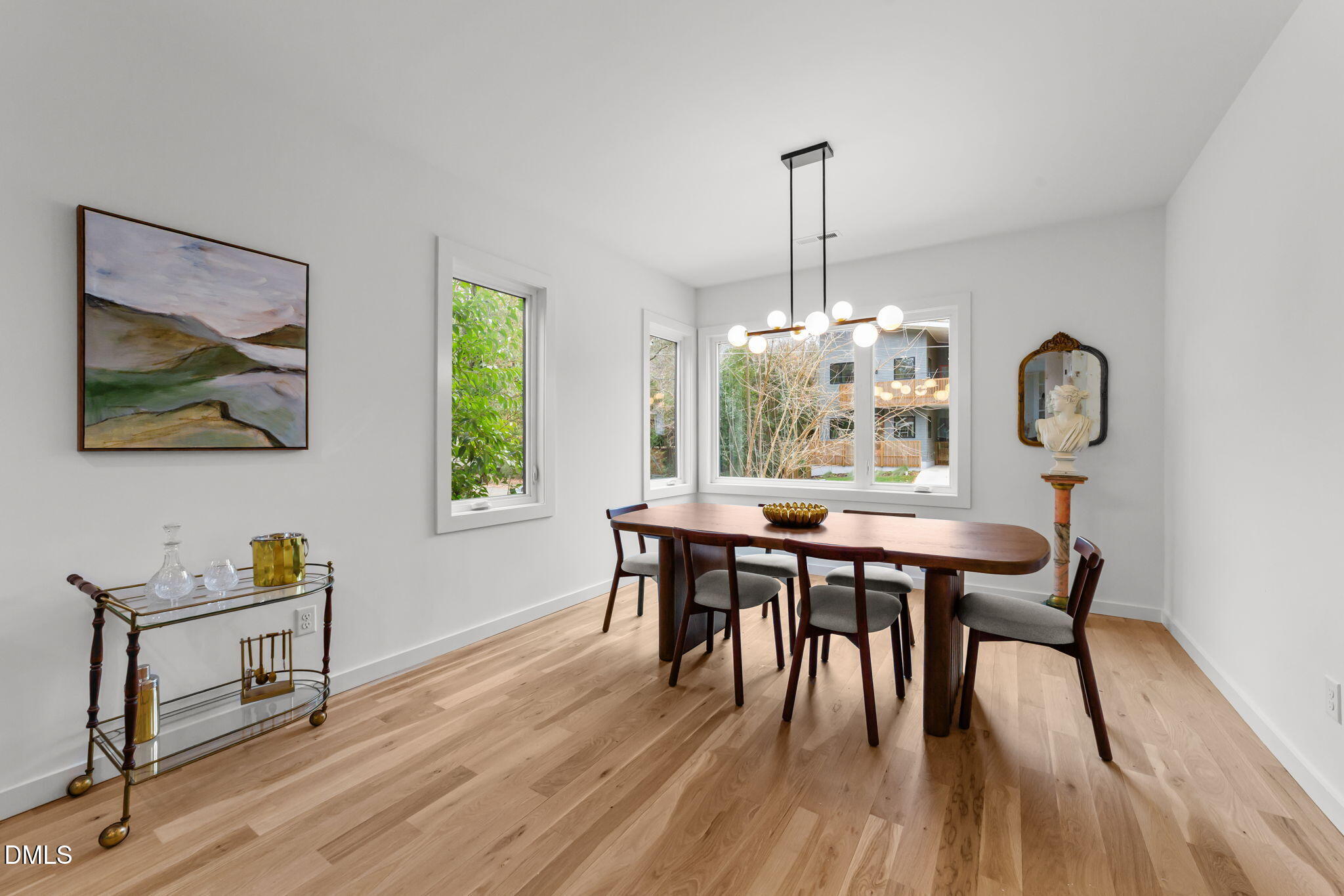 1611 1/2 Malta Avenue Property Photo 4