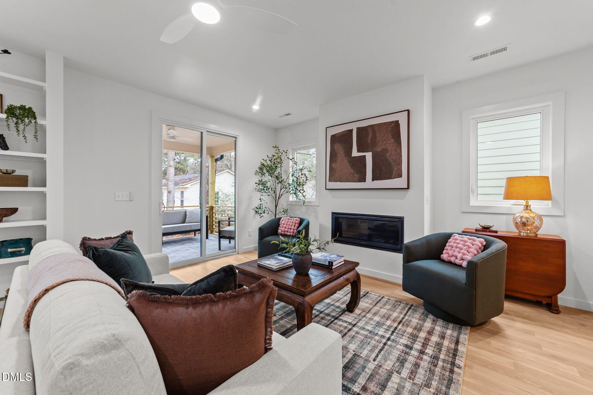 1611 1/2 Malta Avenue Property Photo 9