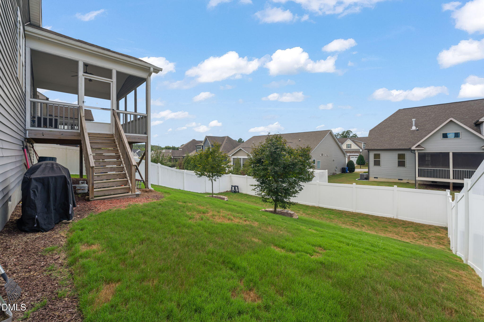749 Strathwood Way Property Photo 35