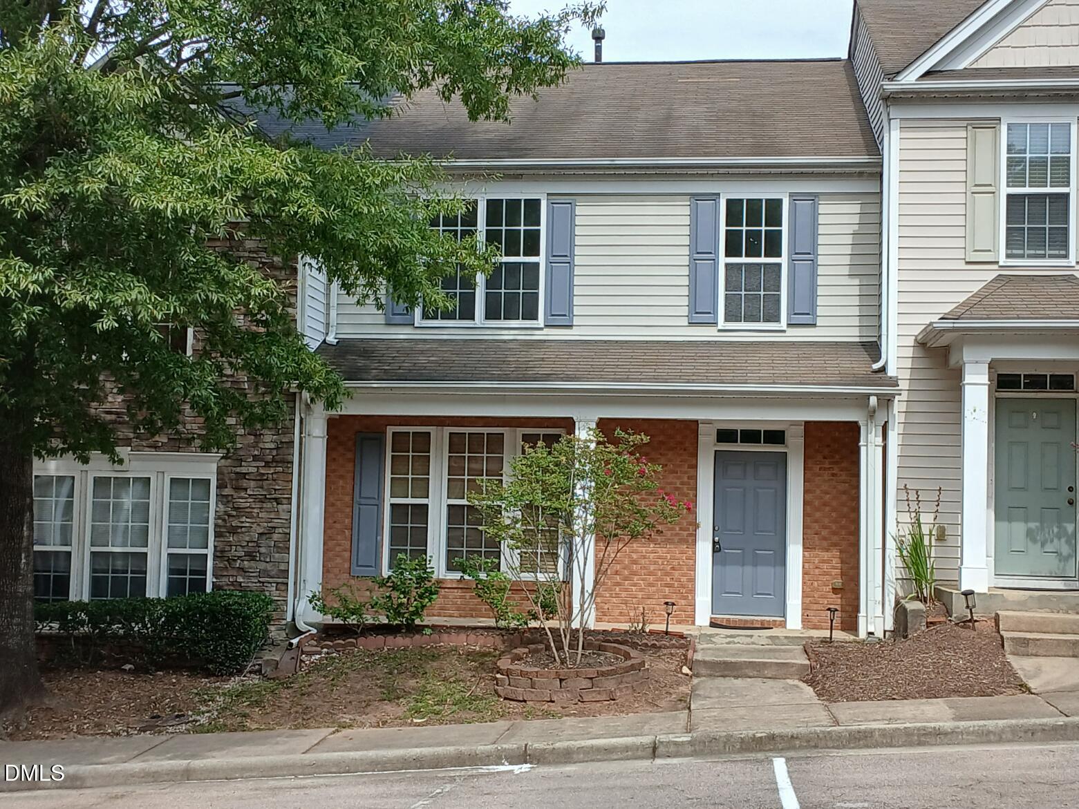 514 Walnut Woods Drive Property Photo 1
