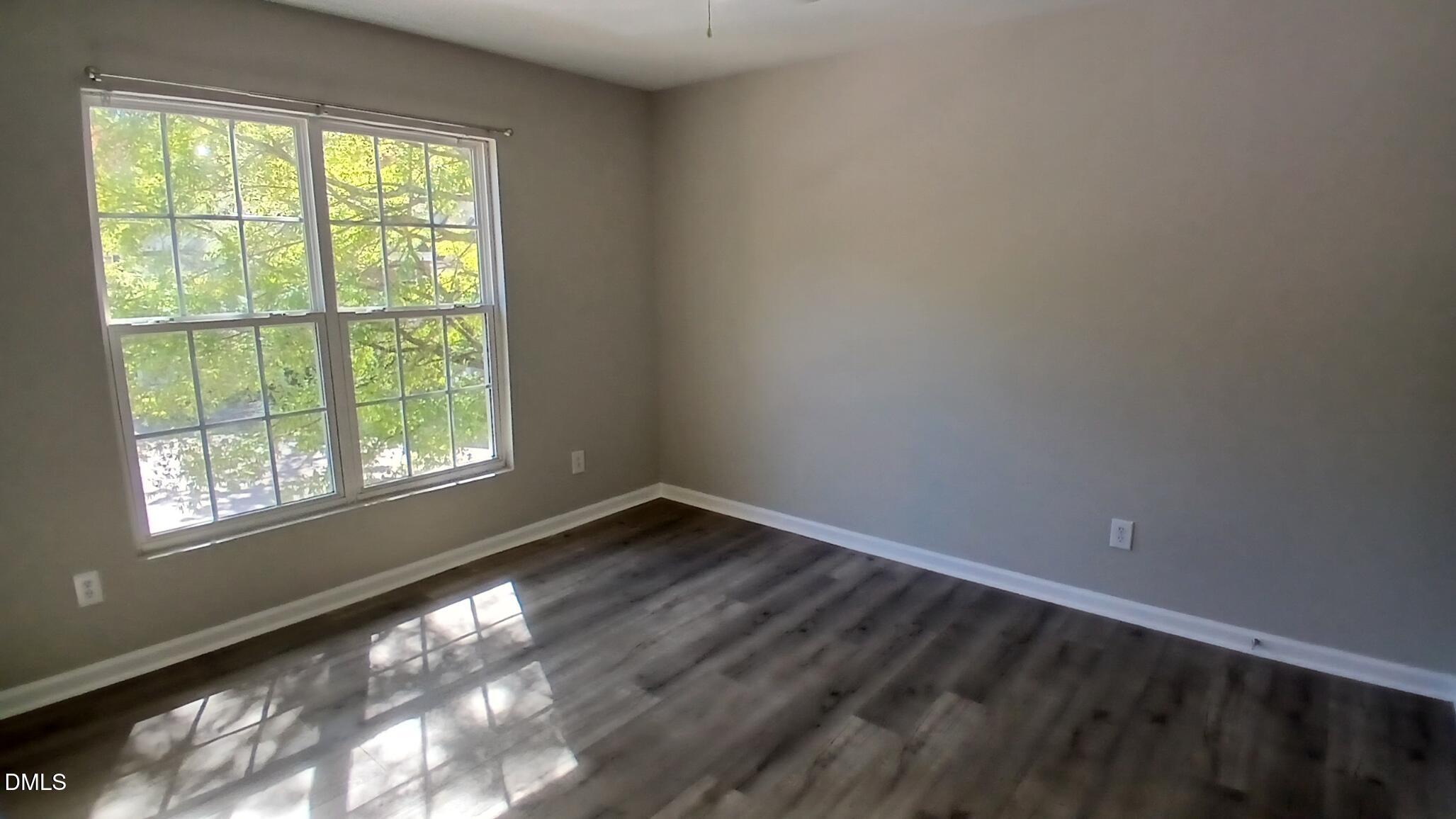 514 Walnut Woods Drive Property Photo 17