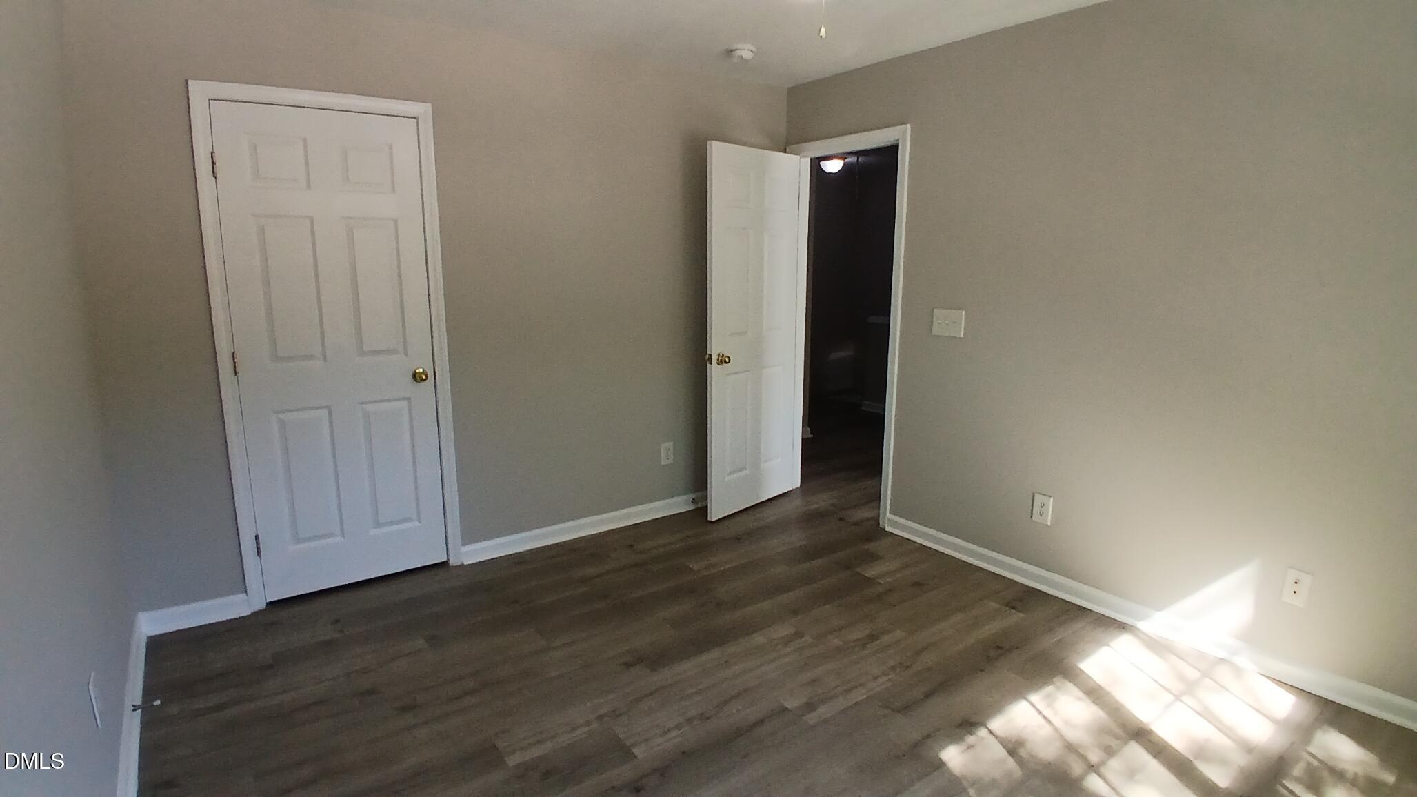 514 Walnut Woods Drive Property Photo 18