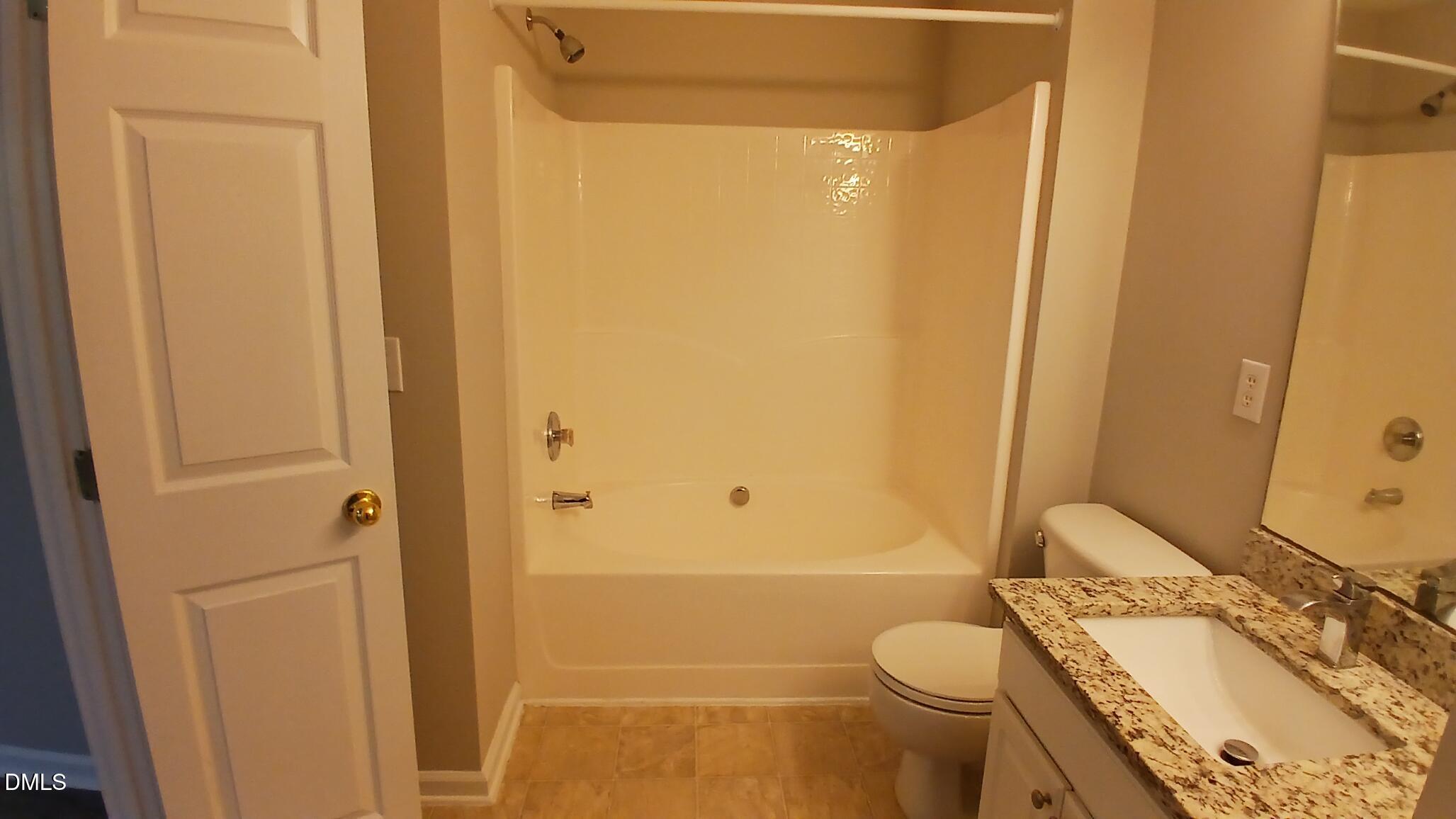 514 Walnut Woods Drive Property Photo 23